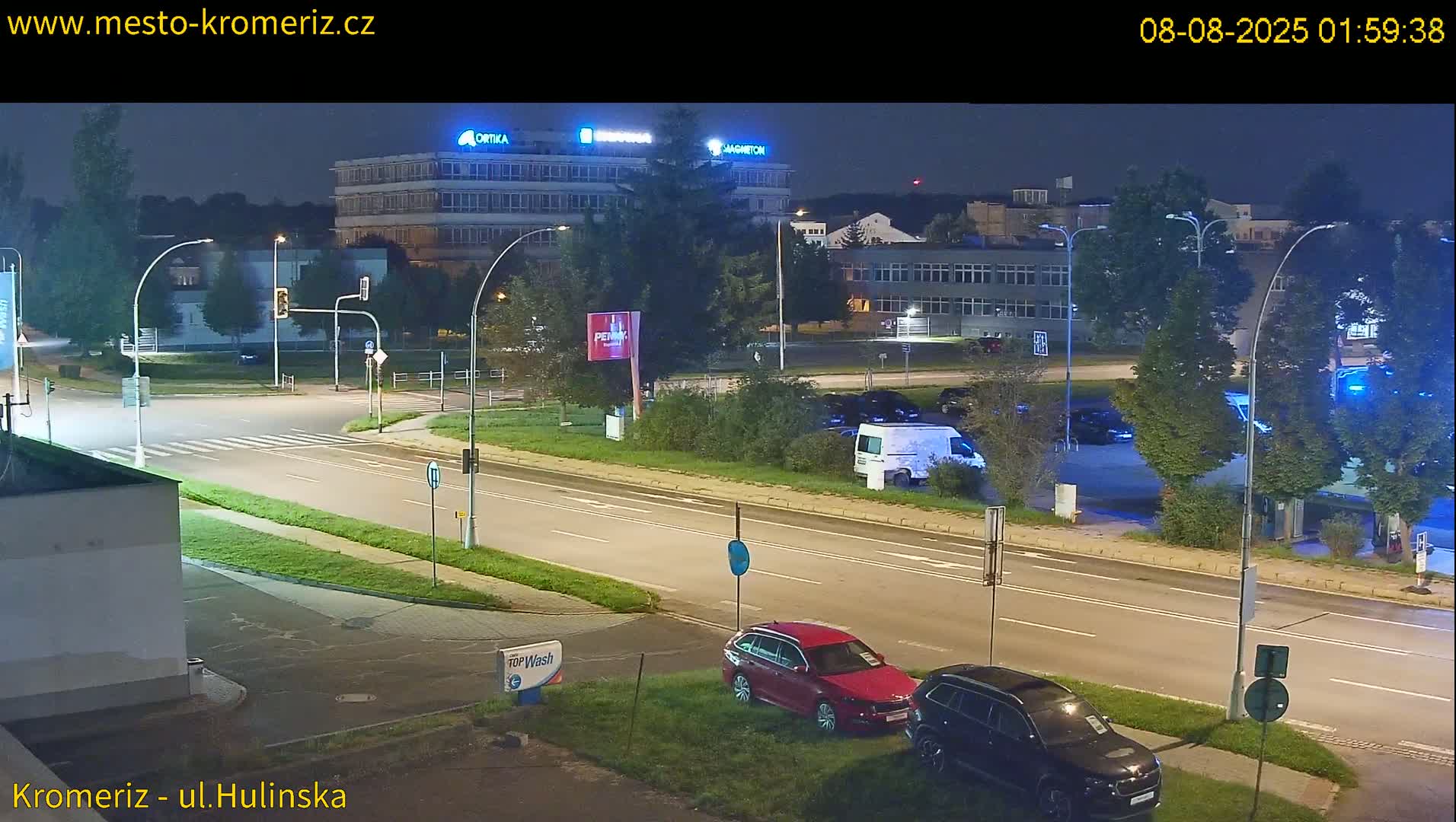 Kroměříž ,  Hulínská & Kaplanova & Čelakovského Intersection Live Cam -  Kromeriz, Zlin, Czechia