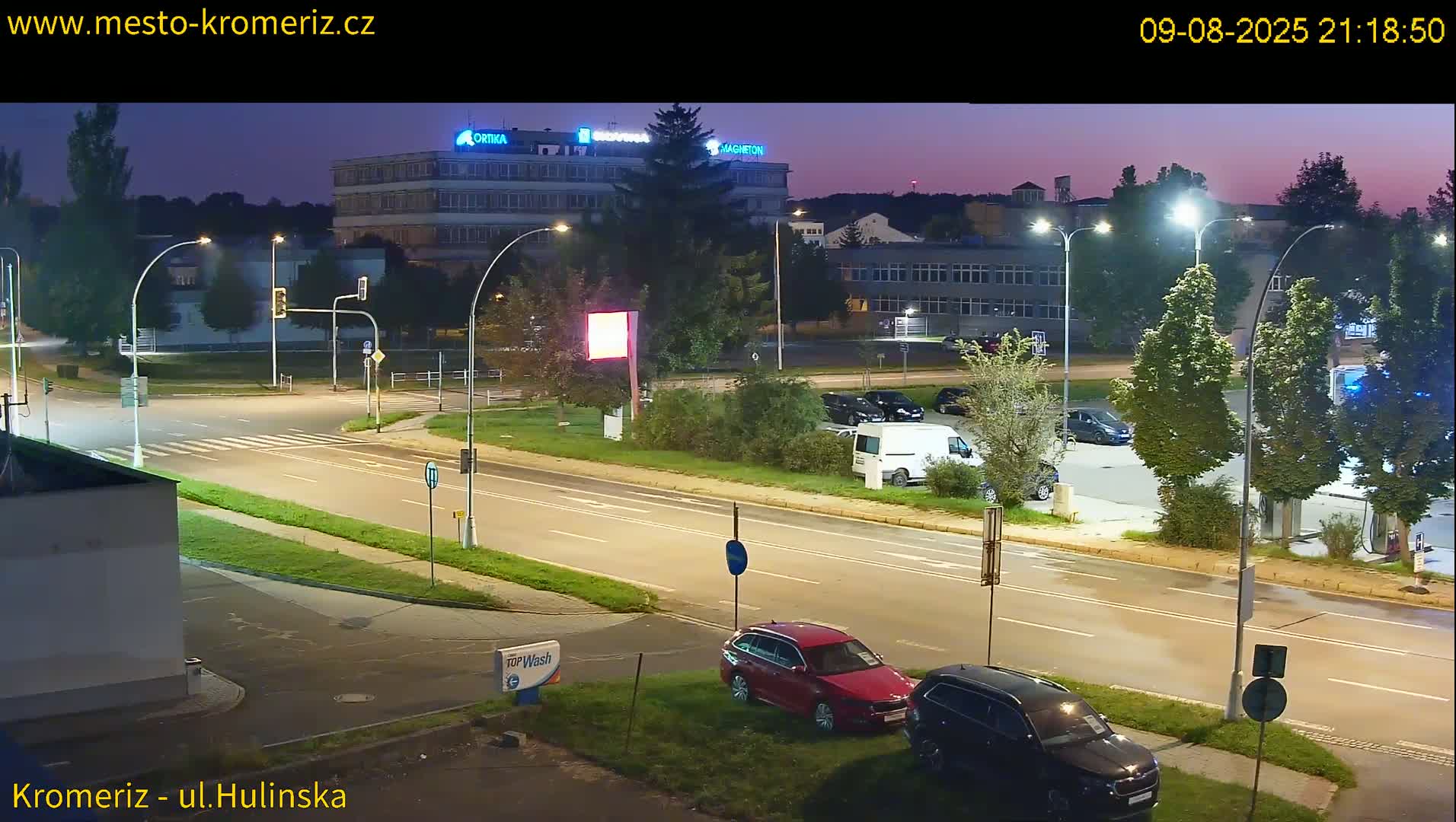 Kroměříž ,  Hulínská & Kaplanova & Čelakovského Intersection Live Cam -  Kromeriz, Zlin, Czechia