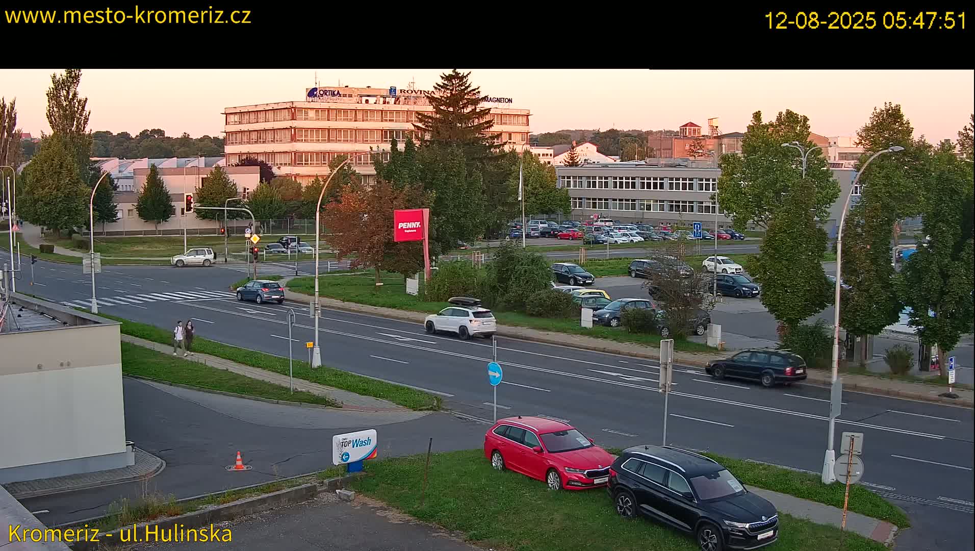 Kroměříž ,  Hulínská & Kaplanova & Čelakovského Intersection Live Cam -  Kromeriz, Zlin, Czechia