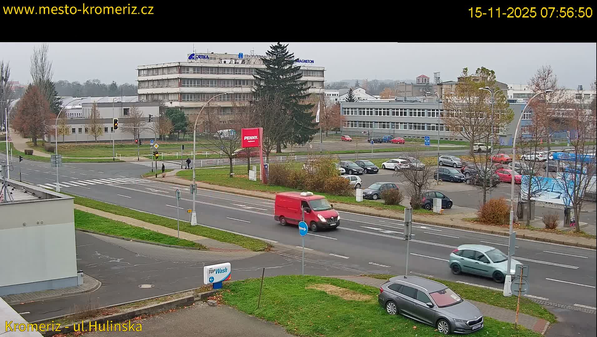 Kroměříž ,  Hulínská & Kaplanova & Čelakovského Intersection Live Cam -  Kromeriz, Zlin, Czechia
