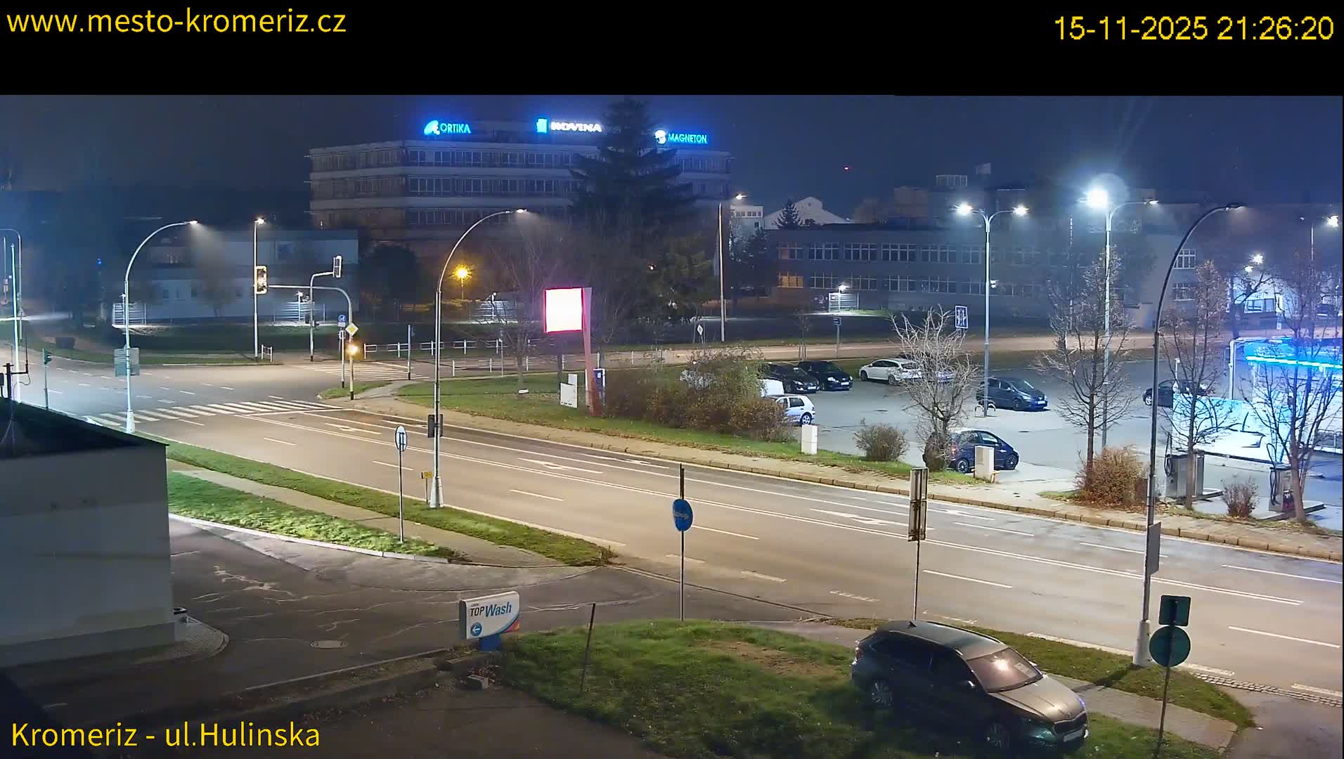Kroměříž ,  Hulínská & Kaplanova & Čelakovského Intersection Live Cam -  Kromeriz, Zlin, Czechia