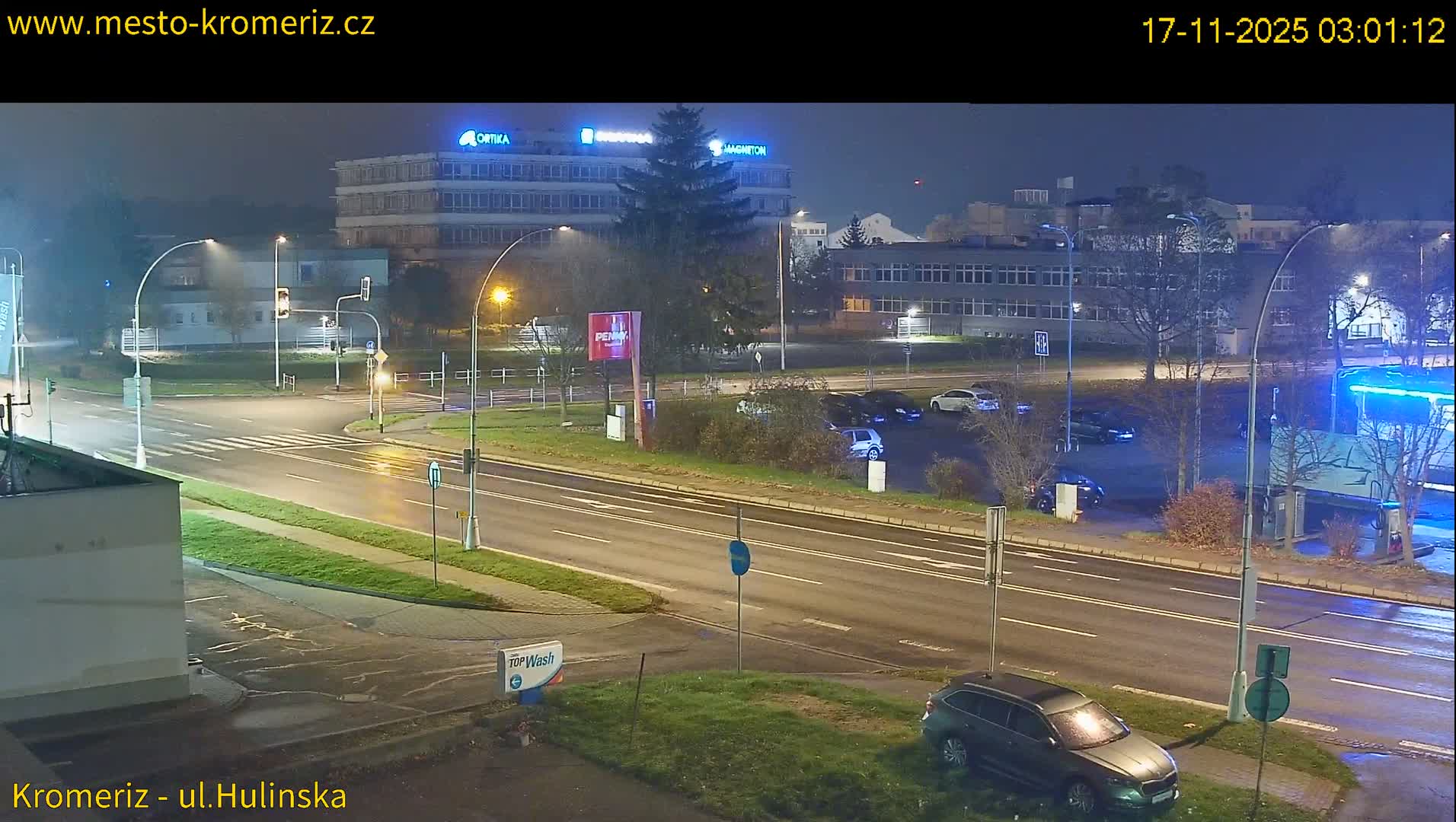 Kroměříž ,  Hulínská & Kaplanova & Čelakovského Intersection Live Cam -  Kromeriz, Zlin, Czechia