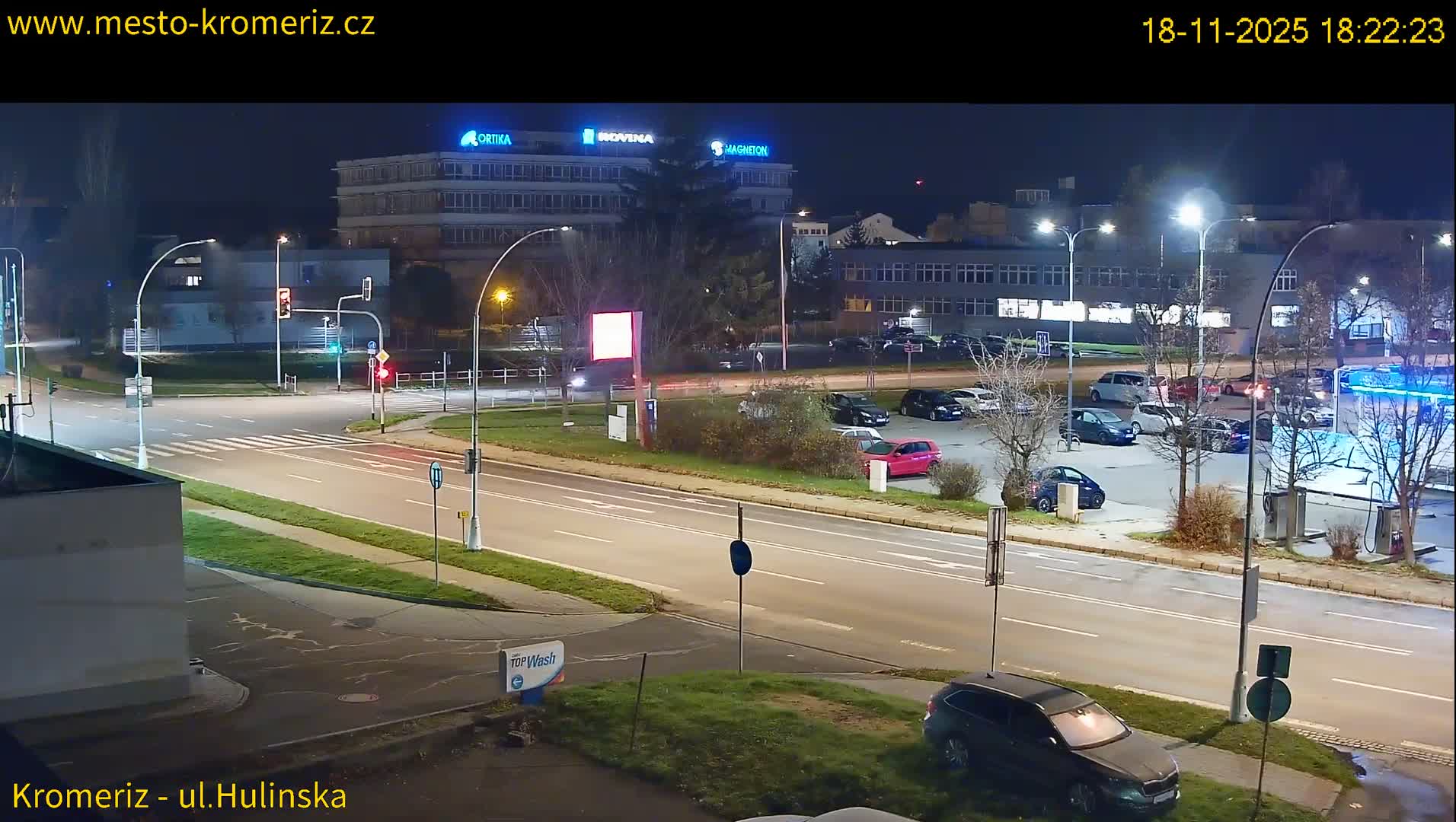 Kroměříž ,  Hulínská & Kaplanova & Čelakovského Intersection Live Cam -  Kromeriz, Zlin, Czechia