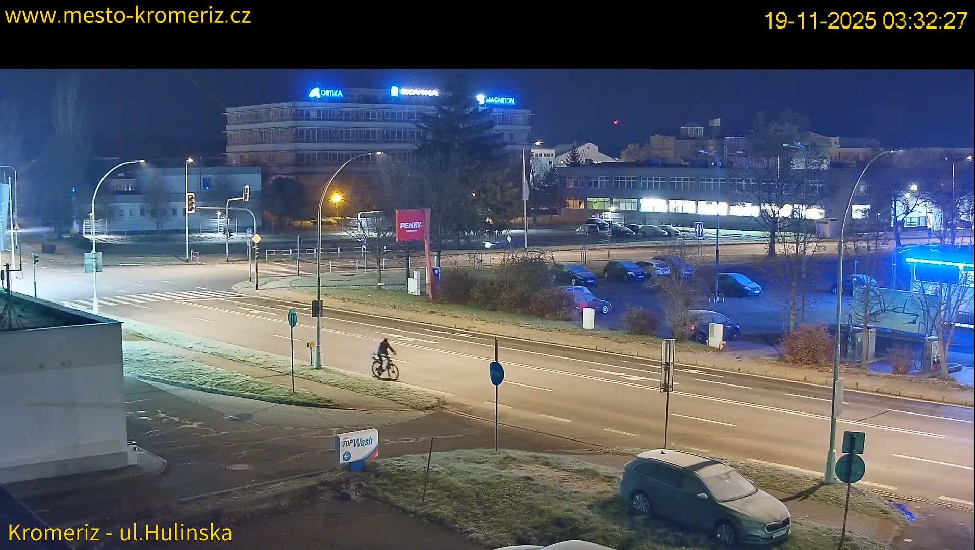 Kroměříž ,  Hulínská & Kaplanova & Čelakovského Intersection Live Cam -  Kromeriz, Zlin, Czechia