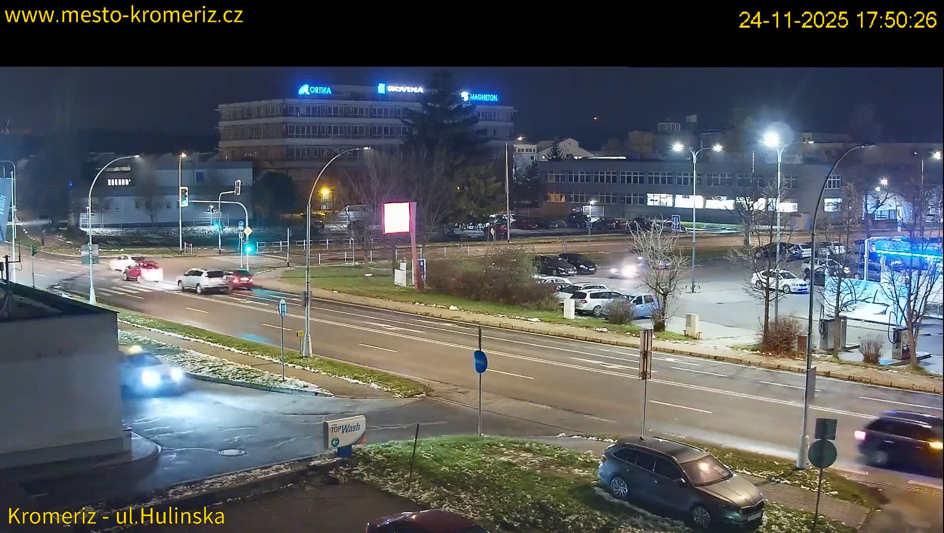 Kroměříž ,  Hulínská & Kaplanova & Čelakovského Intersection Live Cam -  Kromeriz, Zlin, Czechia