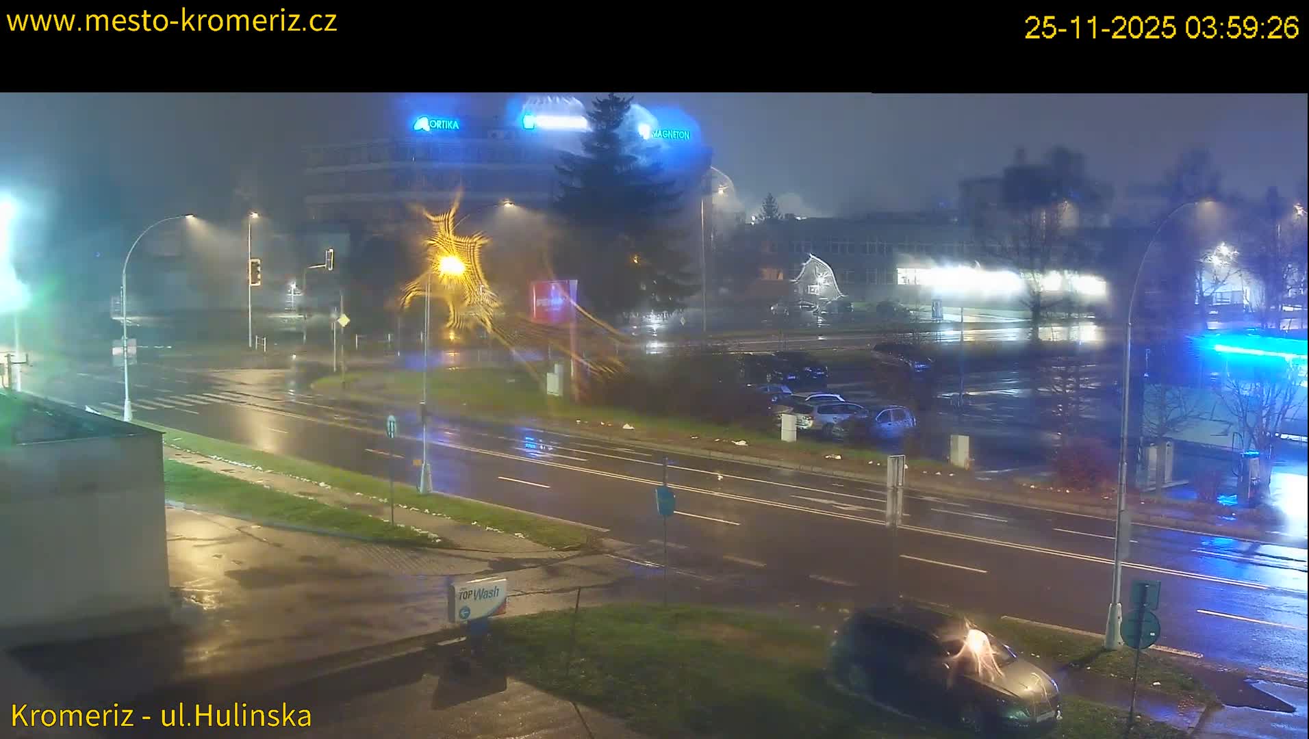 Kroměříž ,  Hulínská & Kaplanova & Čelakovského Intersection Live Cam -  Kromeriz, Zlin, Czechia