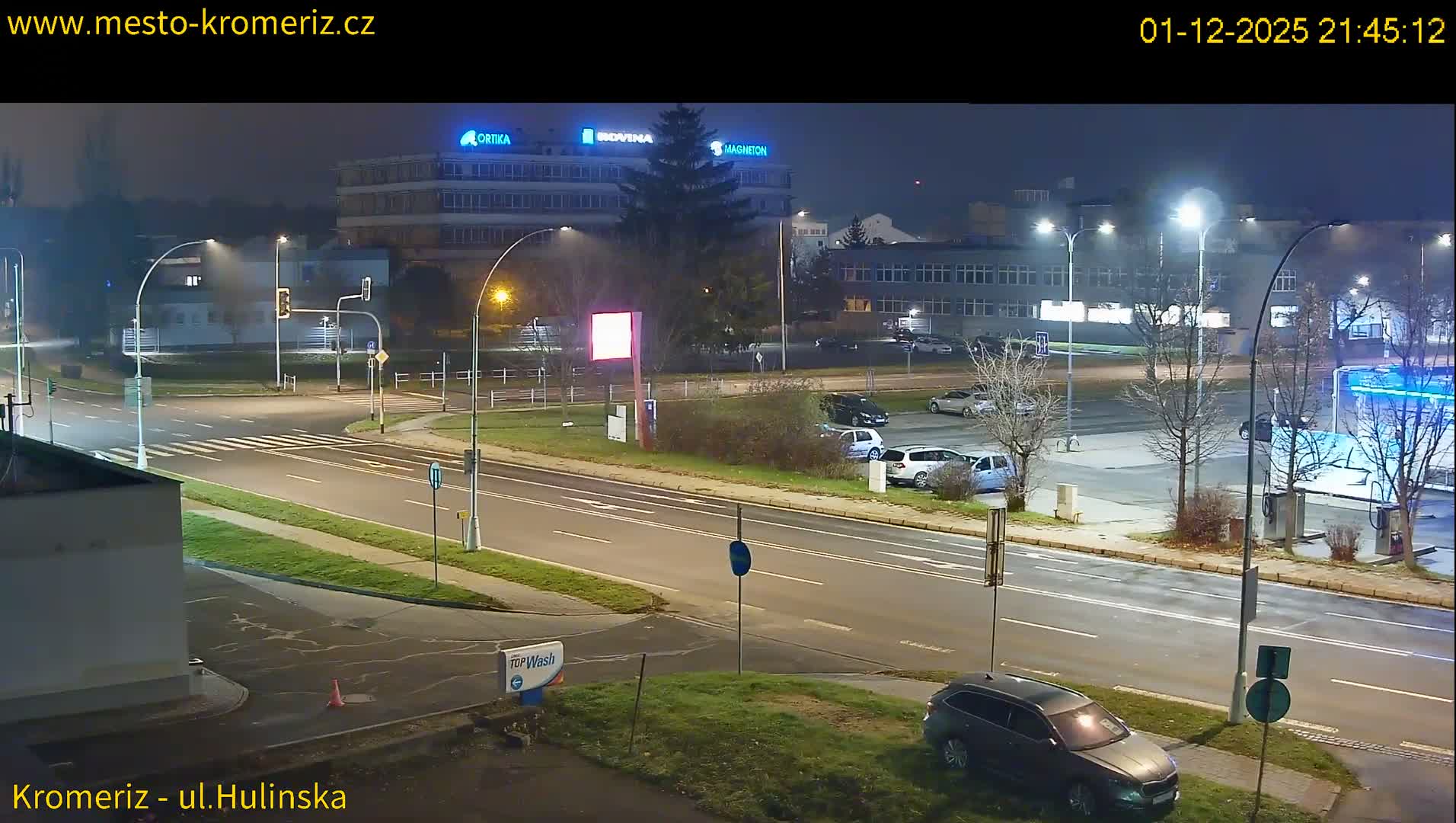 Kroměříž ,  Hulínská & Kaplanova & Čelakovského Intersection Live Cam -  Kromeriz, Zlin, Czechia