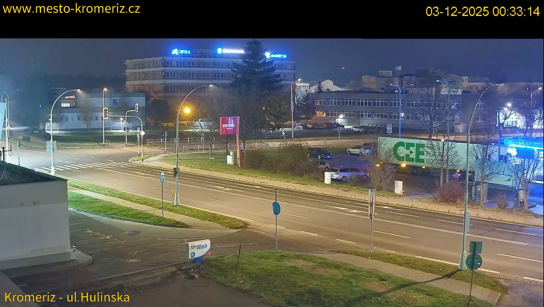 Kroměříž ,  Hulínská & Kaplanova & Čelakovského Intersection Live Cam -  Kromeriz, Zlin, Czechia