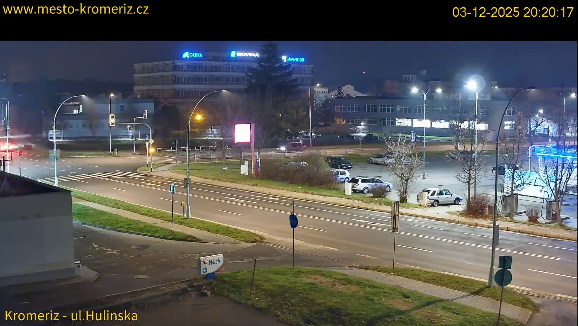 Kroměříž ,  Hulínská & Kaplanova & Čelakovského Intersection Live Cam -  Kromeriz, Zlin, Czechia
