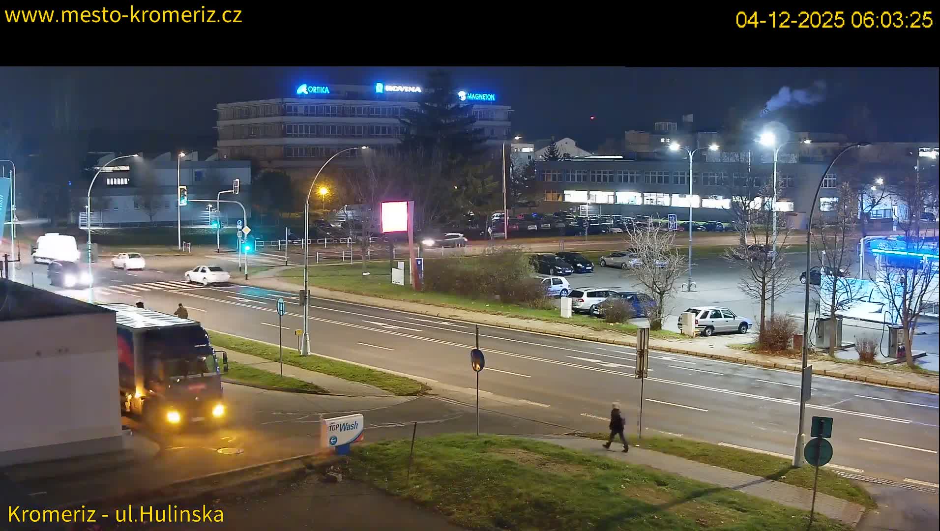 Kroměříž ,  Hulínská & Kaplanova & Čelakovského Intersection Live Cam -  Kromeriz, Zlin, Czechia