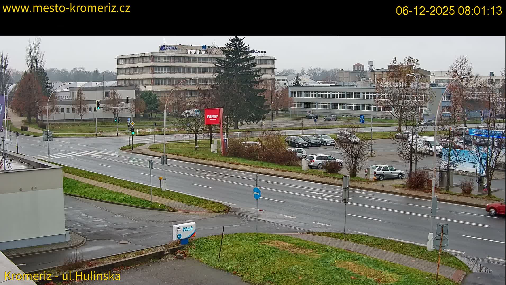 Kroměříž ,  Hulínská & Kaplanova & Čelakovského Intersection Live Cam -  Kromeriz, Zlin, Czechia
