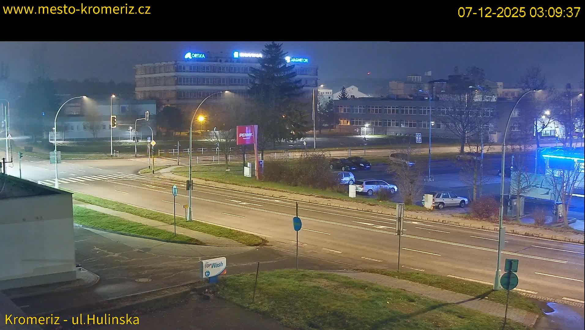 Kroměříž ,  Hulínská & Kaplanova & Čelakovského Intersection Live Cam -  Kromeriz, Zlin, Czechia