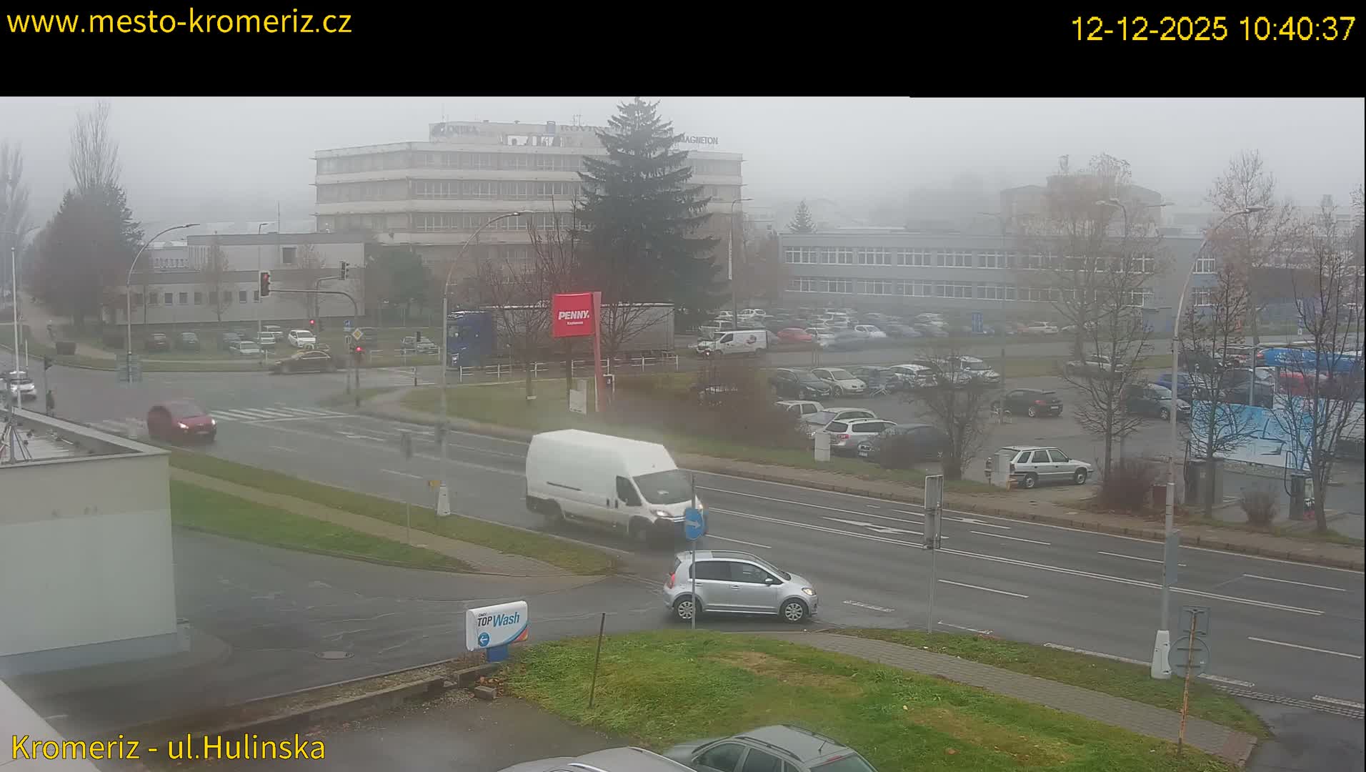 Kroměříž ,  Hulínská & Kaplanova & Čelakovského Intersection Live Cam -  Kromeriz, Zlin, Czechia