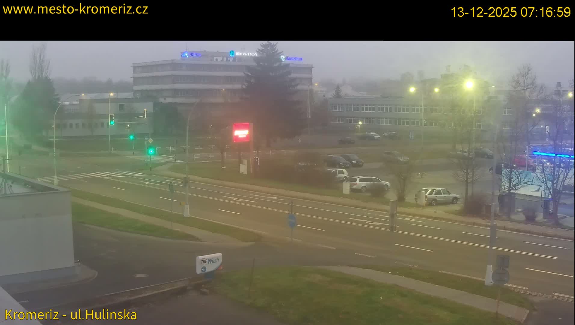Kroměříž ,  Hulínská & Kaplanova & Čelakovského Intersection Live Cam -  Kromeriz, Zlin, Czechia