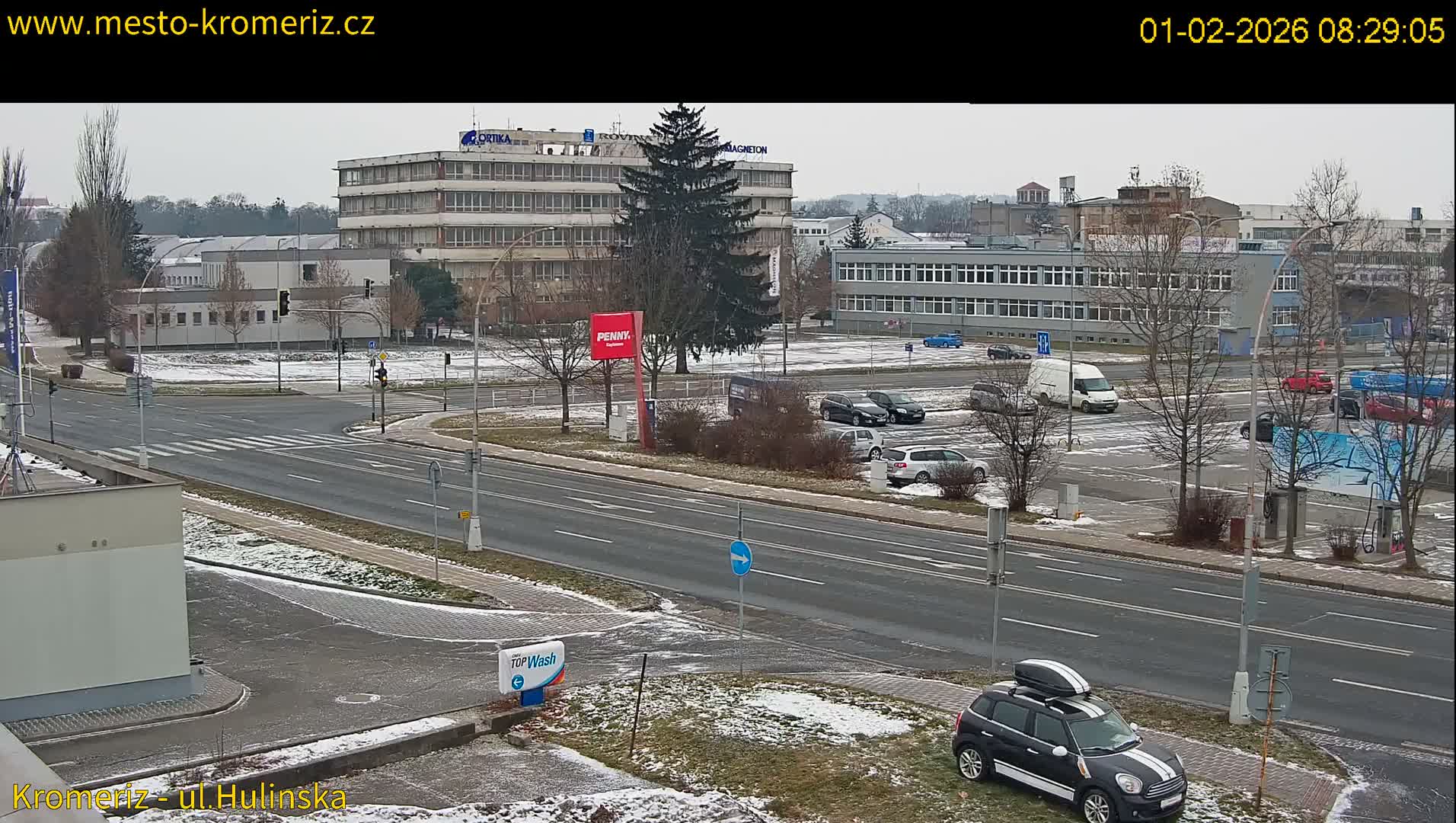 Kroměříž ,  Hulínská & Kaplanova & Čelakovského Intersection Live Cam -  Kromeriz, Zlin, Czechia