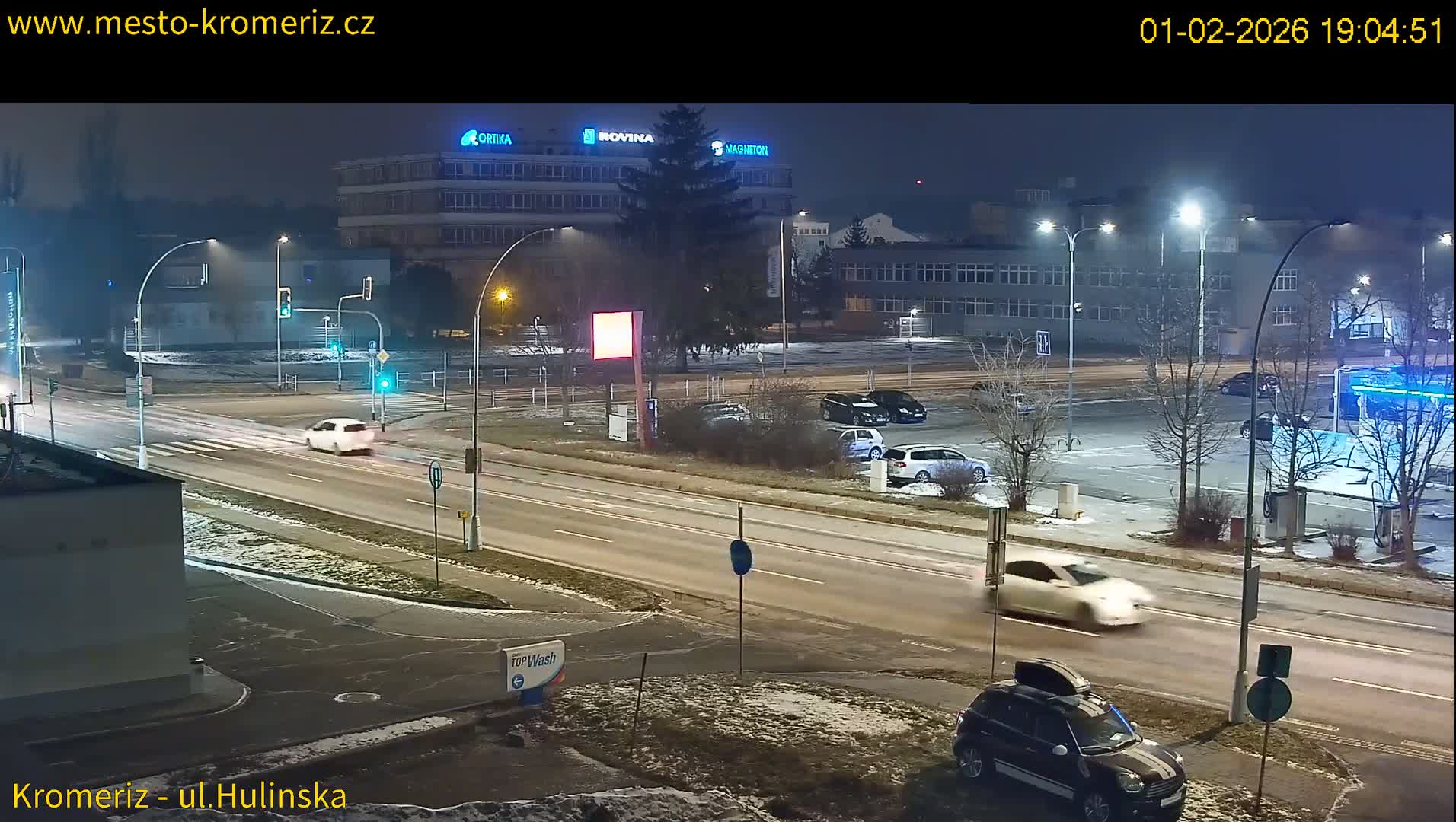 Kroměříž ,  Hulínská & Kaplanova & Čelakovského Intersection Live Cam -  Kromeriz, Zlin, Czechia