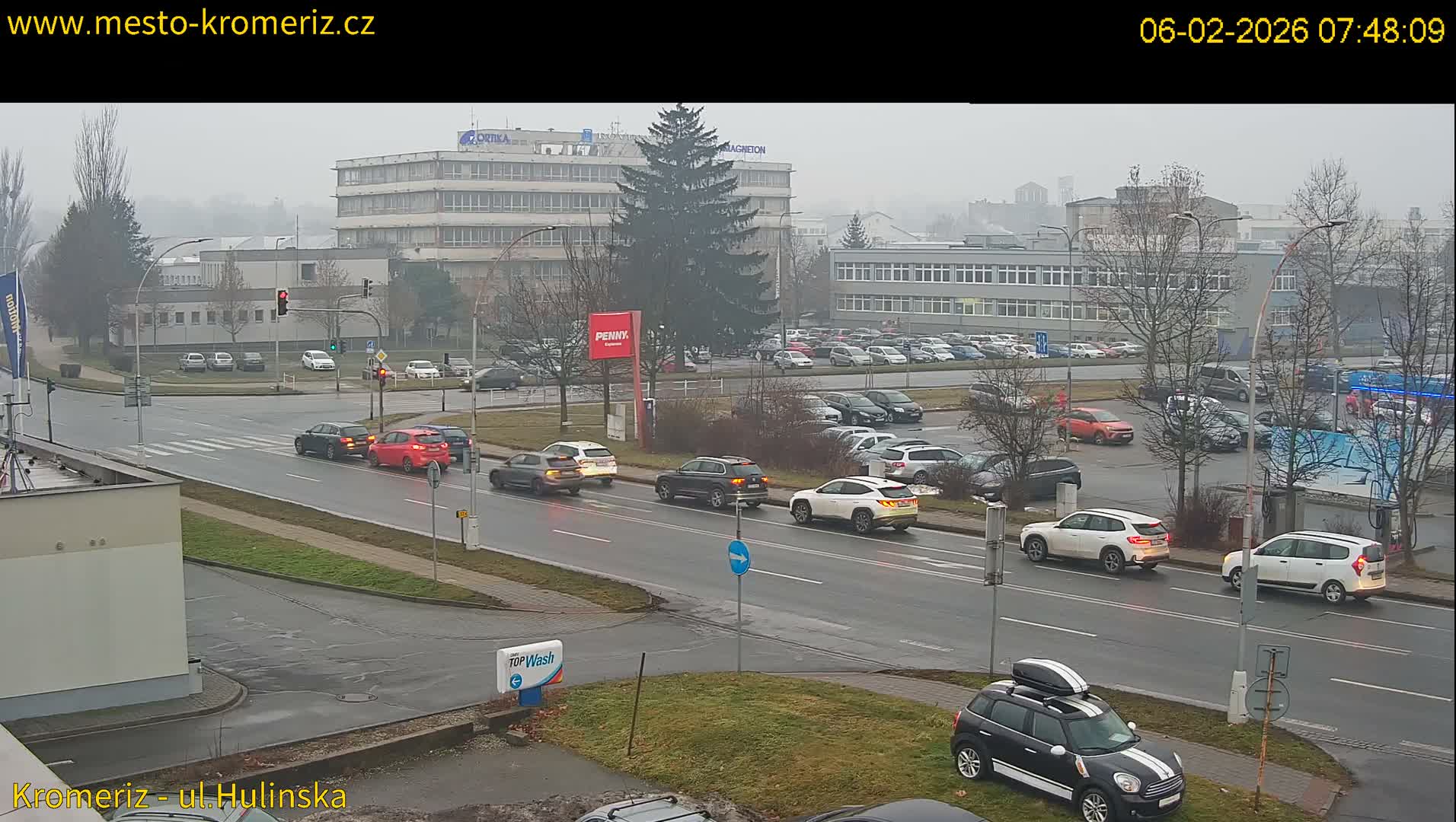Kroměříž ,  Hulínská & Kaplanova & Čelakovského Intersection Live Cam -  Kromeriz, Zlin, Czechia