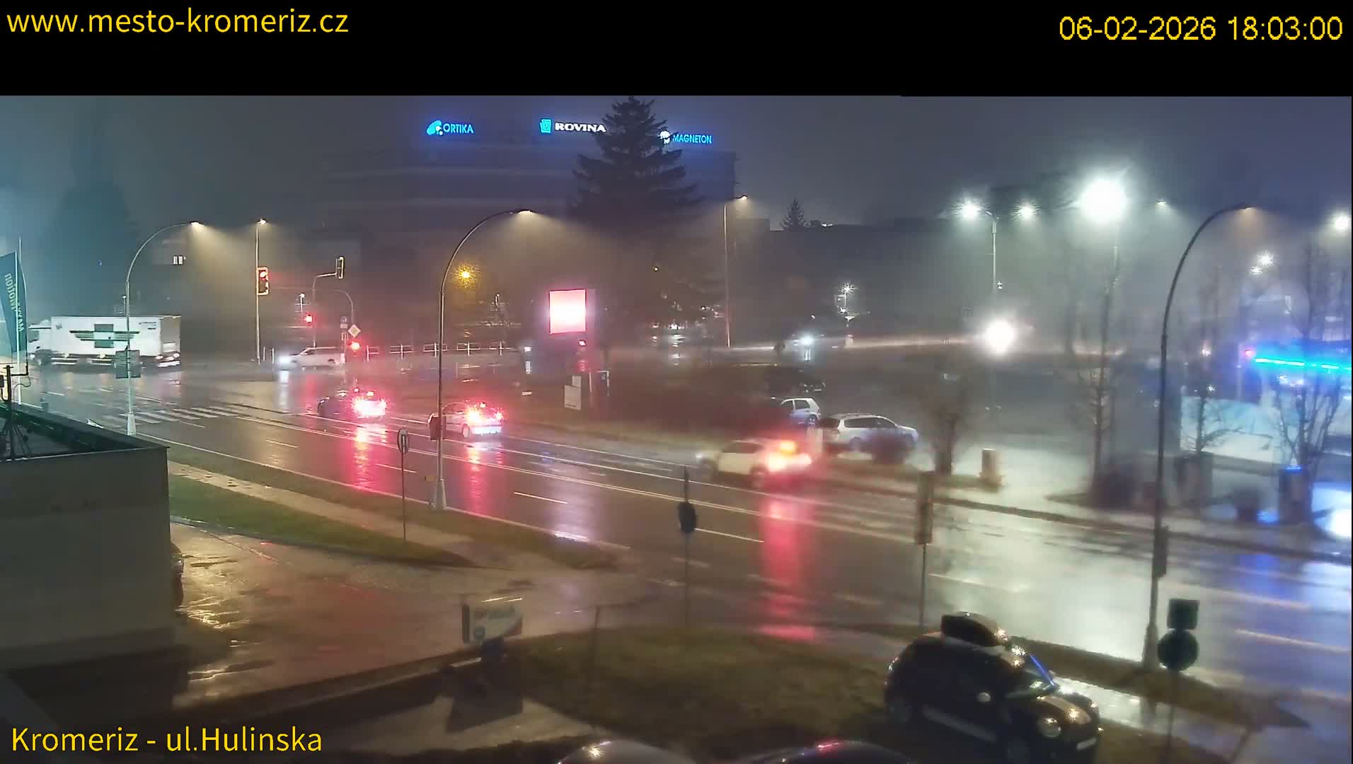 Kroměříž ,  Hulínská & Kaplanova & Čelakovského Intersection Live Cam -  Kromeriz, Zlin, Czechia