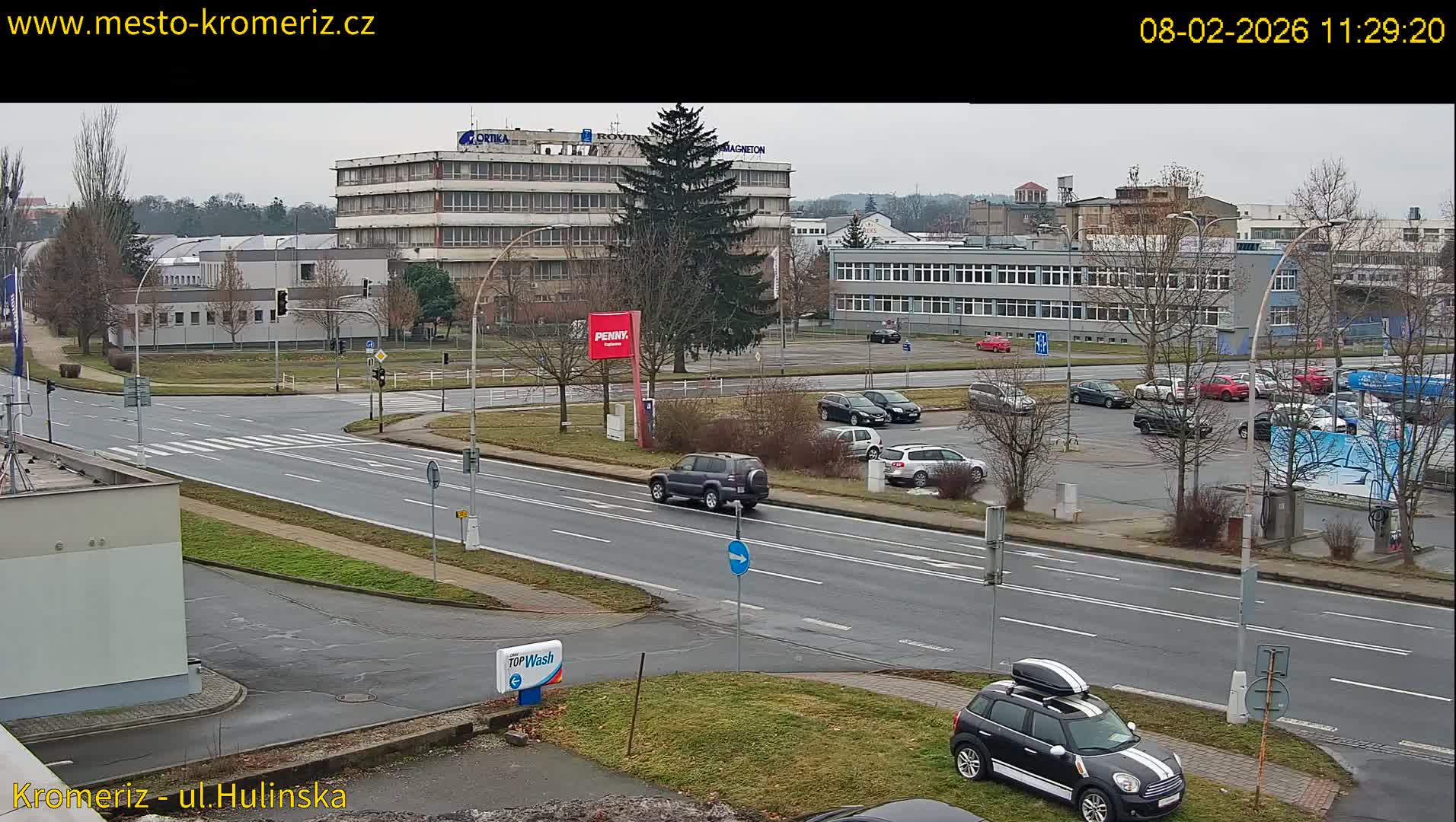 Kroměříž ,  Hulínská & Kaplanova & Čelakovského Intersection Live Cam -  Kromeriz, Zlin, Czechia