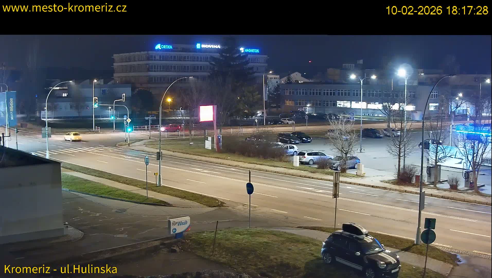 Kroměříž ,  Hulínská & Kaplanova & Čelakovského Intersection Live Cam -  Kromeriz, Zlin, Czechia