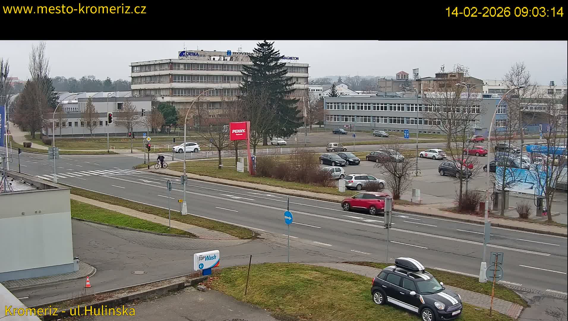 Kroměříž ,  Hulínská & Kaplanova & Čelakovského Intersection Live Cam -  Kromeriz, Zlin, Czechia