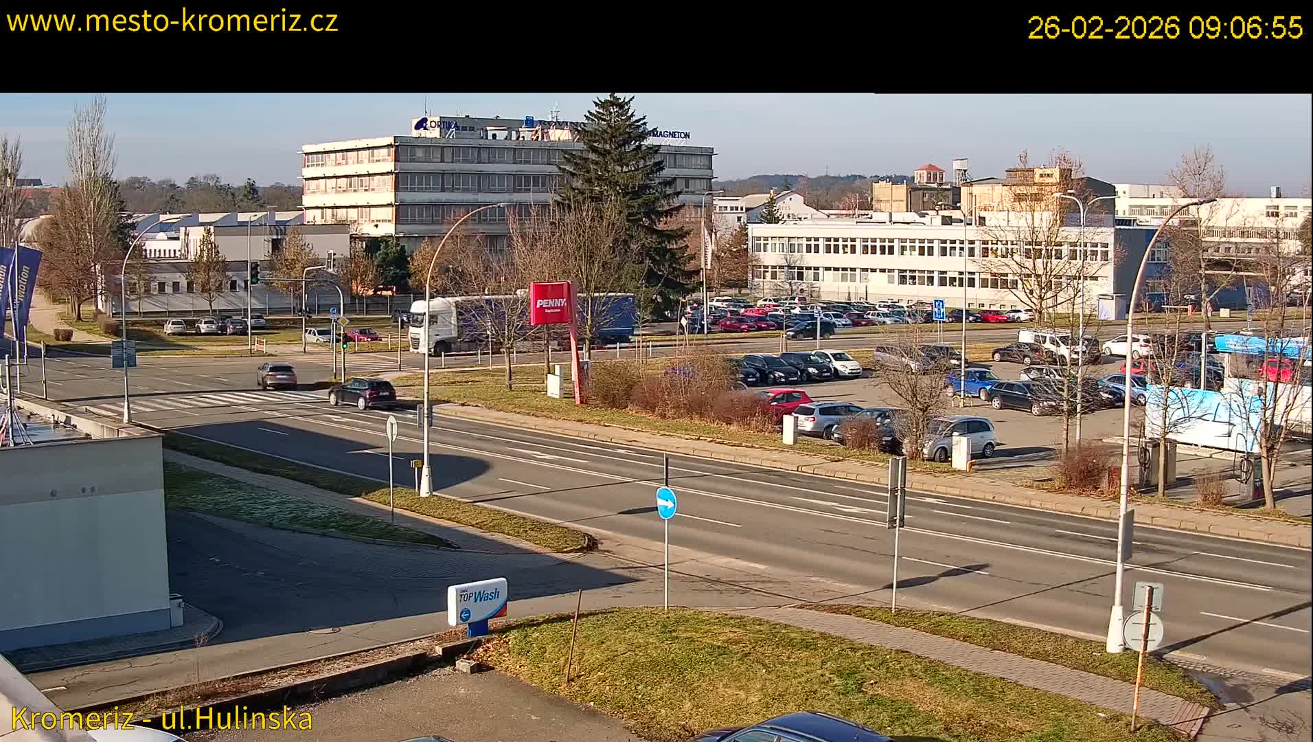 Kroměříž ,  Hulínská & Kaplanova & Čelakovského Intersection Live Cam -  Kromeriz, Zlin, Czechia