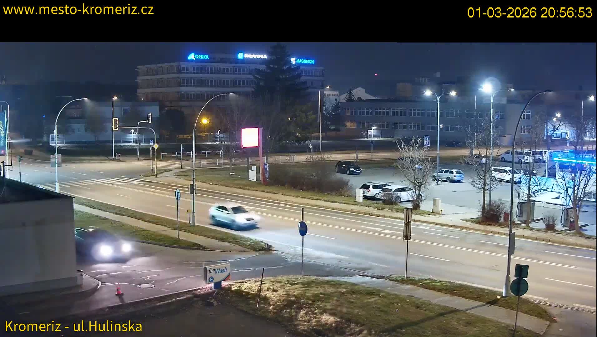 Kroměříž ,  Hulínská & Kaplanova & Čelakovského Intersection Live Cam -  Kromeriz, Zlin, Czechia