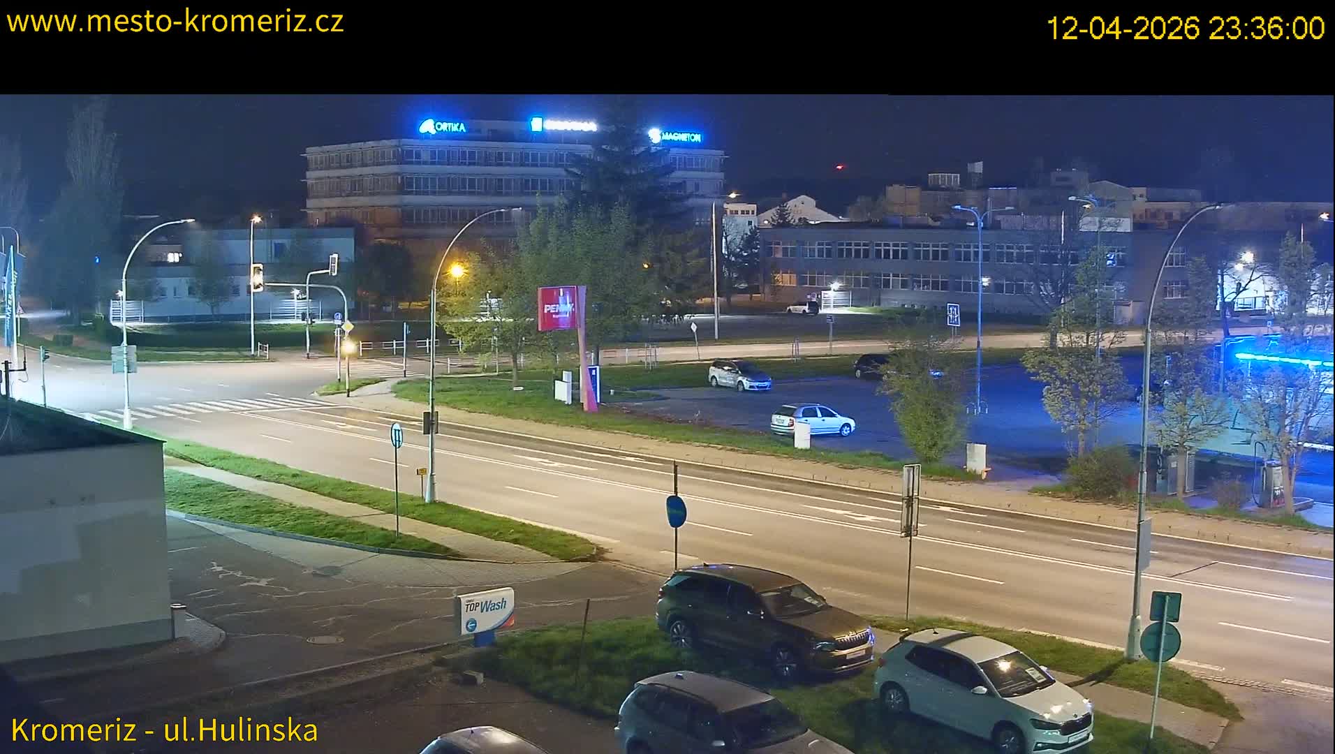 Kroměříž ,  Hulínská & Kaplanova & Čelakovského Intersection Live Cam -  Kromeriz, Zlin, Czechia