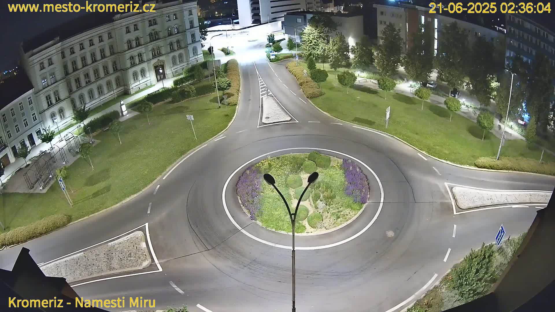 Kroměříž  , Náměstí Míru (Peace Square) Junction Live Cam - Kromeriz, Zlin, Czechia
