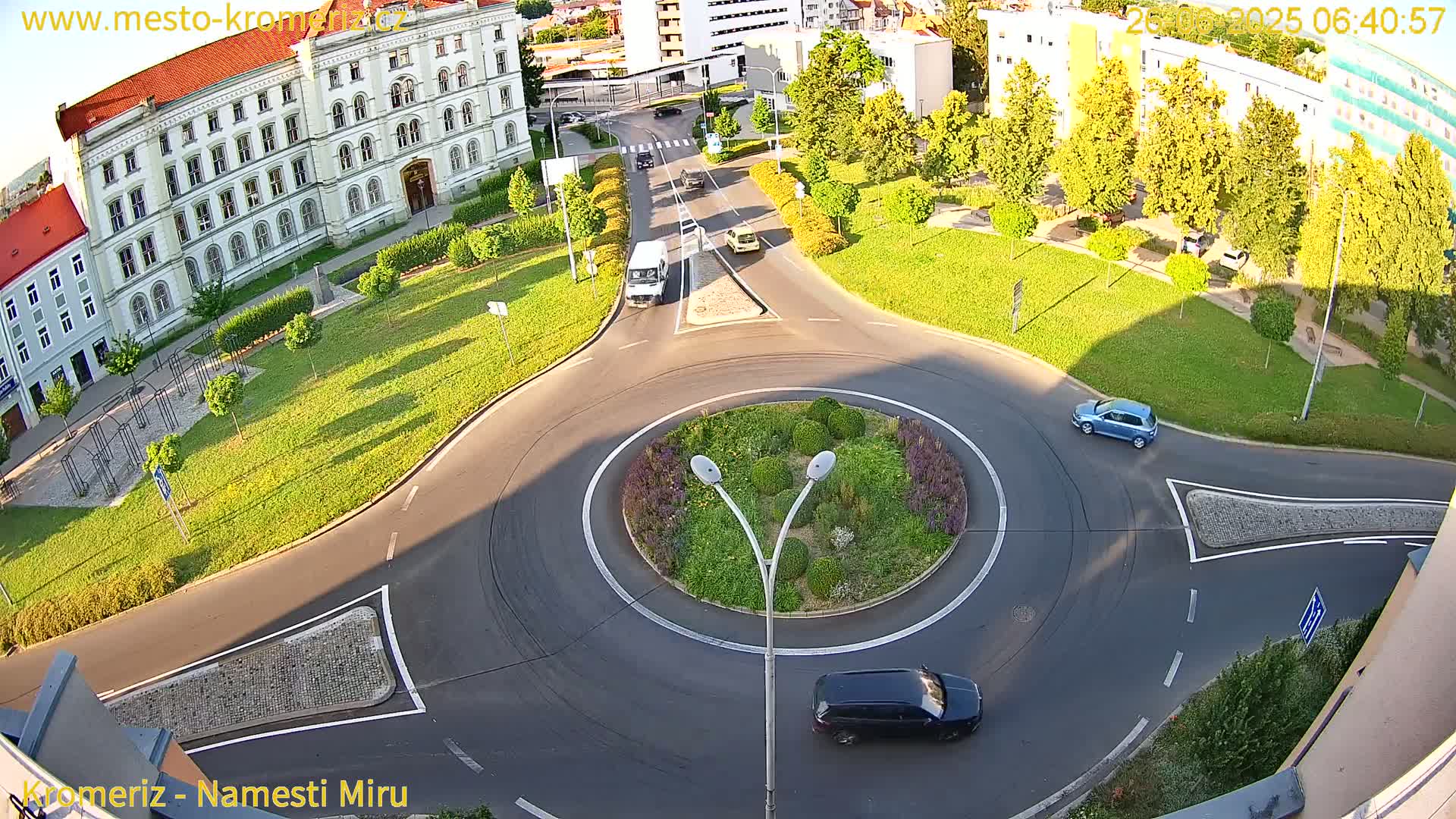 Kroměříž  , Náměstí Míru (Peace Square) Junction Live Cam - Kromeriz, Zlin, Czechia