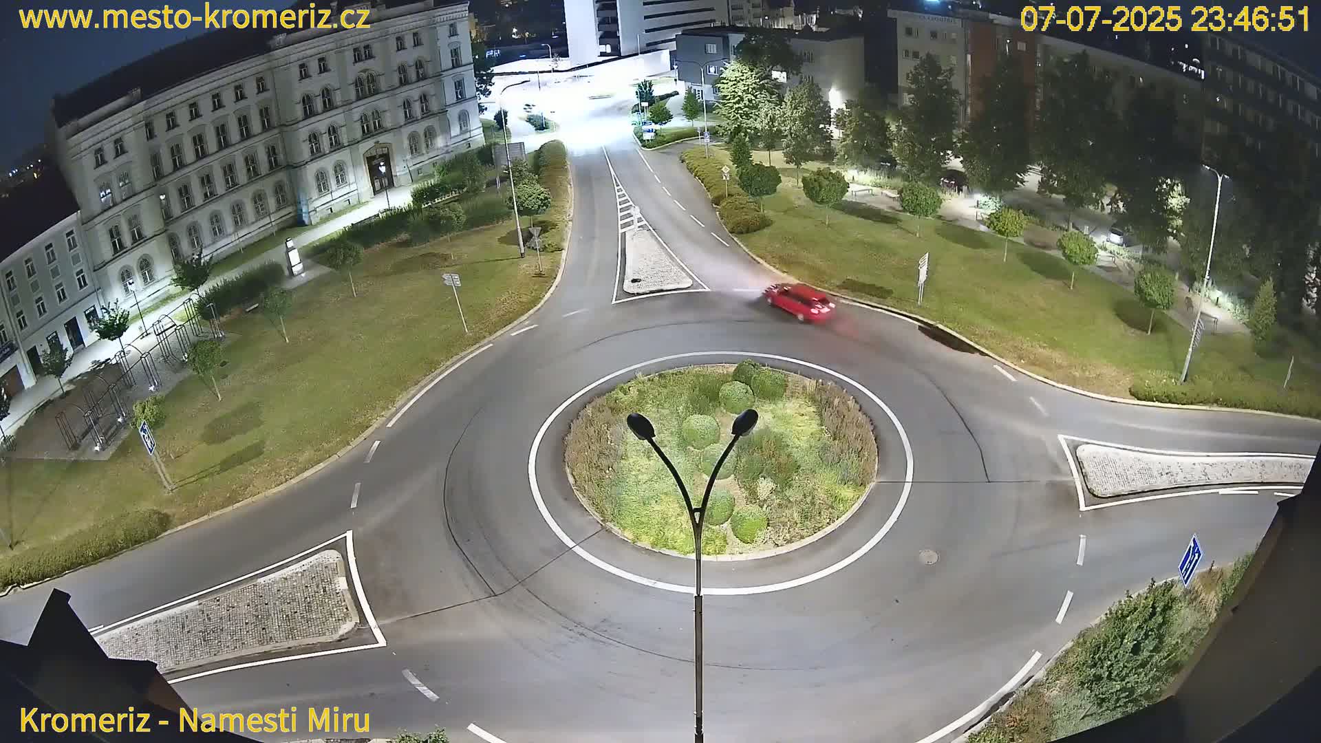 Kroměříž  , Náměstí Míru (Peace Square) Junction Live Cam - Kromeriz, Zlin, Czechia