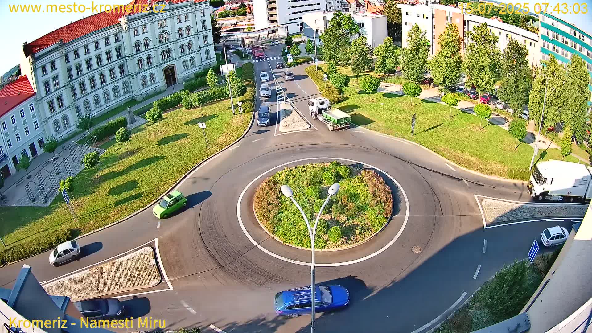 Kroměříž  , Náměstí Míru (Peace Square) Junction Live Cam - Kromeriz, Zlin, Czechia