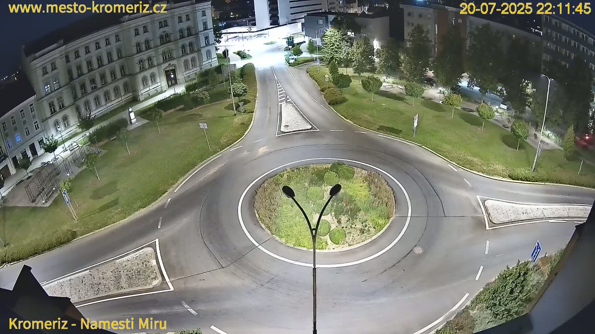 Kroměříž  , Náměstí Míru (Peace Square) Junction Live Cam - Kromeriz, Zlin, Czechia