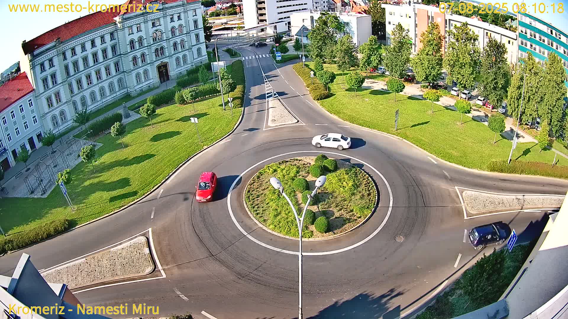 Kroměříž  , Náměstí Míru (Peace Square) Junction Live Cam - Kromeriz, Zlin, Czechia