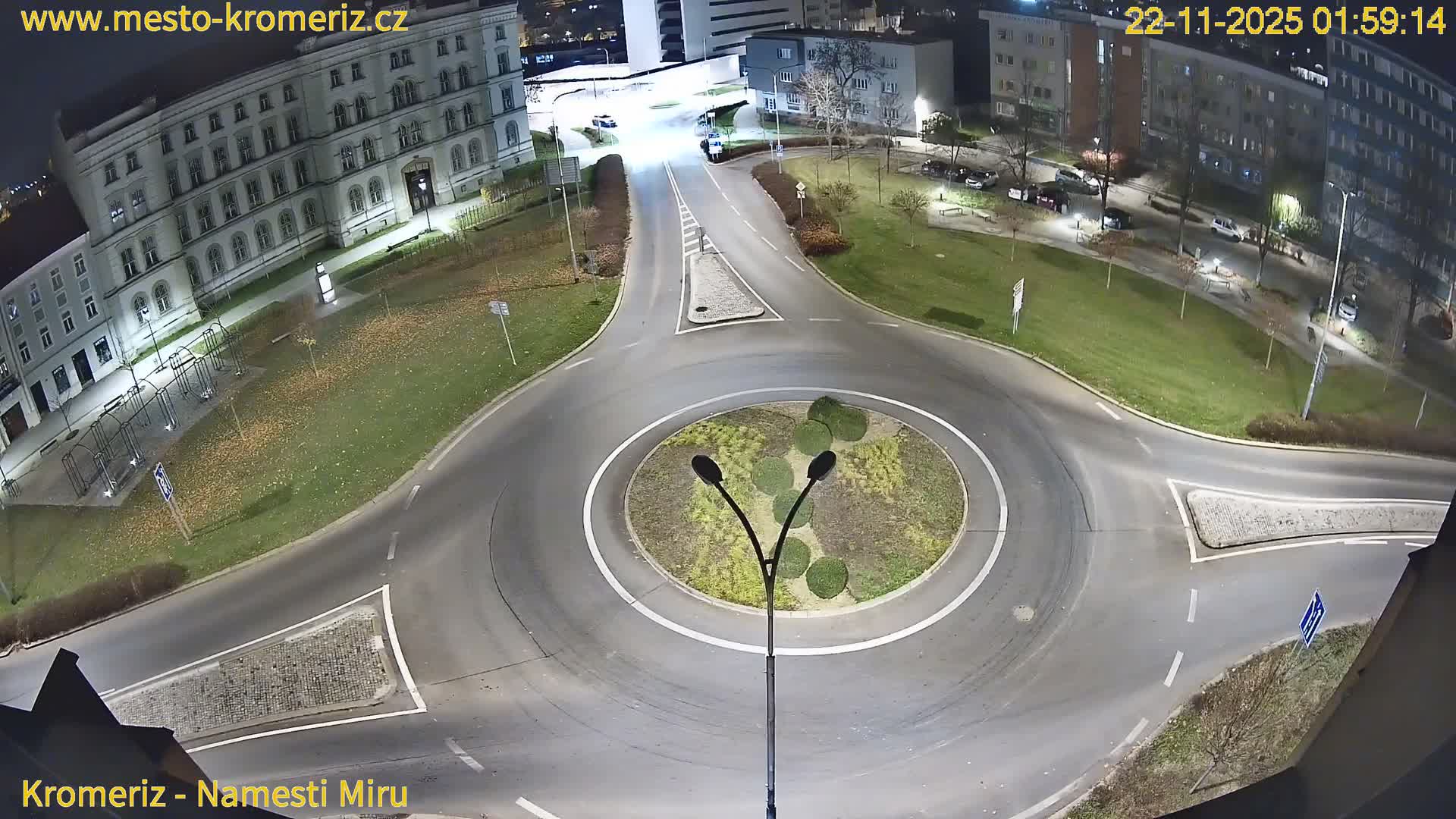 Kroměříž  , Náměstí Míru (Peace Square) Junction Live Cam - Kromeriz, Zlin, Czechia