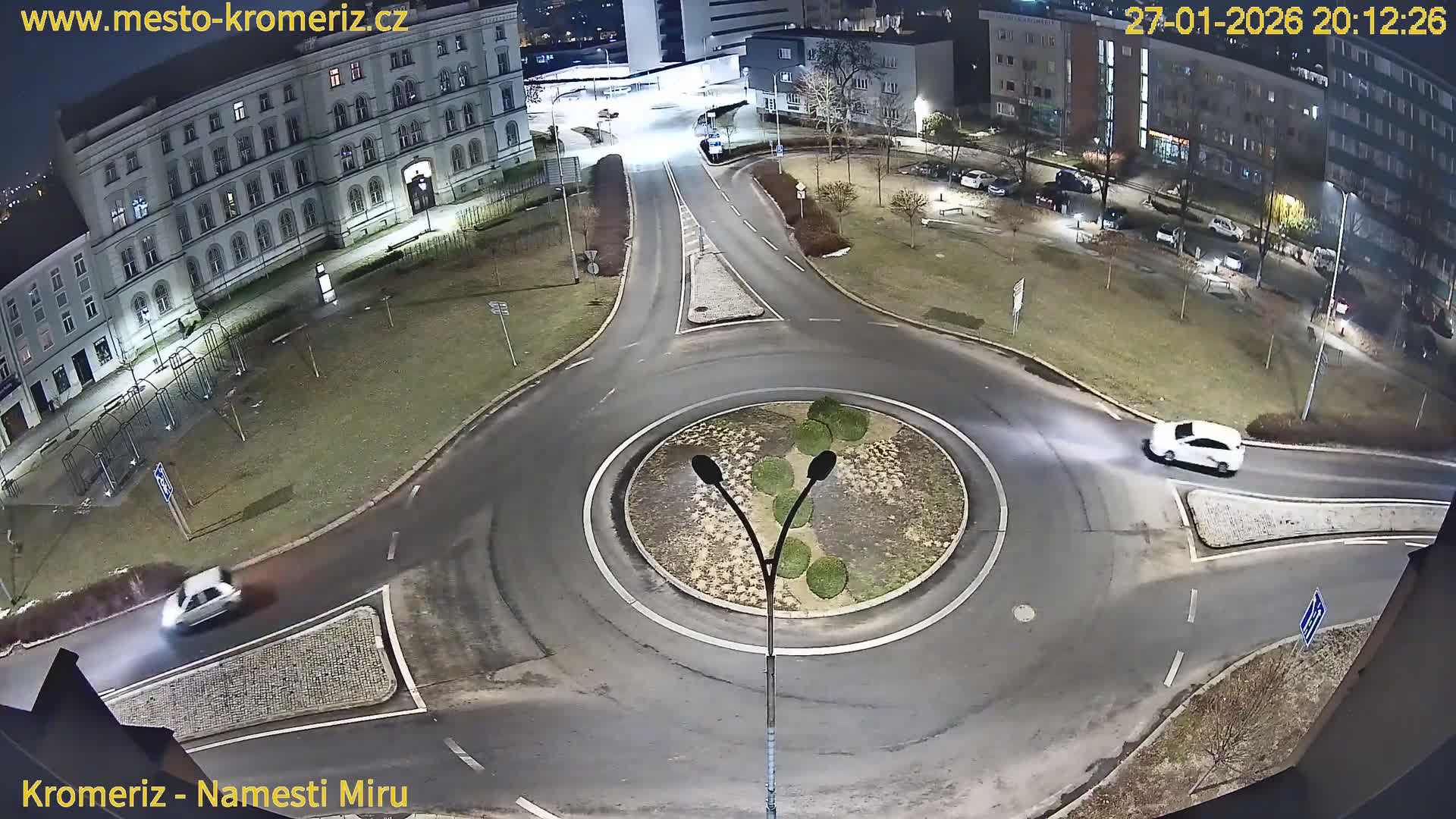 Kroměříž  , Náměstí Míru (Peace Square) Junction Live Cam - Kromeriz, Zlin, Czechia
