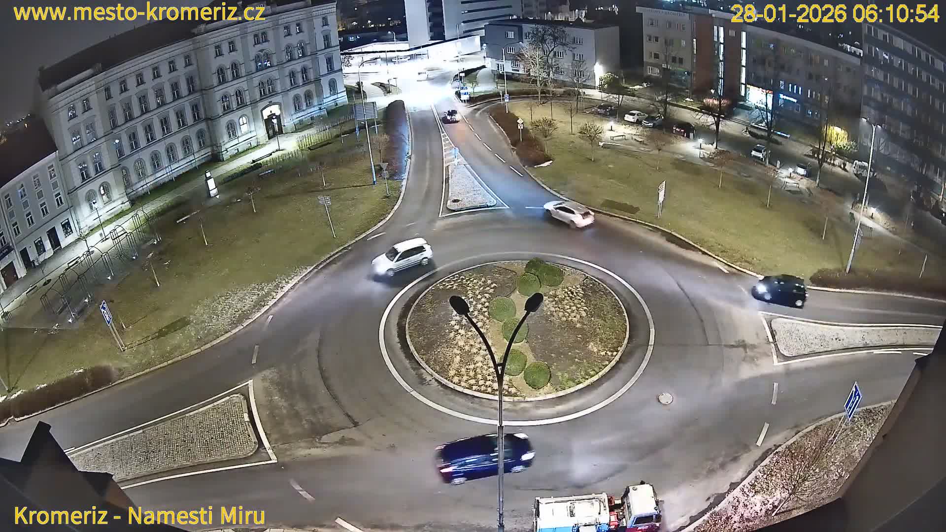 Kroměříž  , Náměstí Míru (Peace Square) Junction Live Cam - Kromeriz, Zlin, Czechia