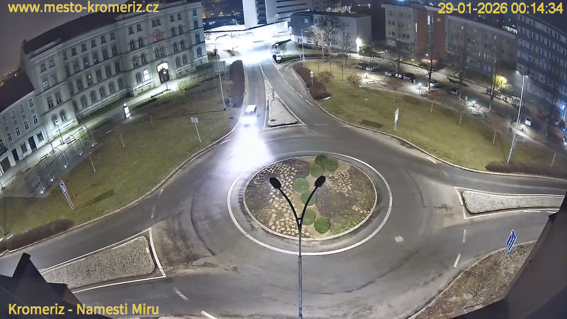 Kroměříž  , Náměstí Míru (Peace Square) Junction Live Cam - Kromeriz, Zlin, Czechia