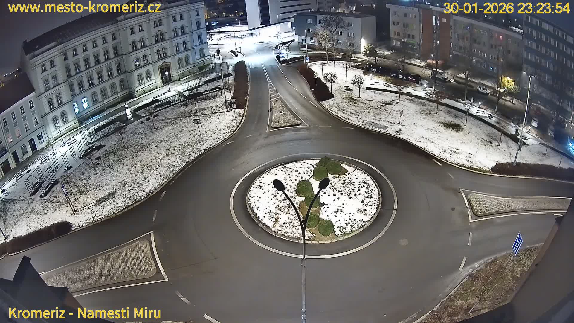 Kroměříž  , Náměstí Míru (Peace Square) Junction Live Cam - Kromeriz, Zlin, Czechia