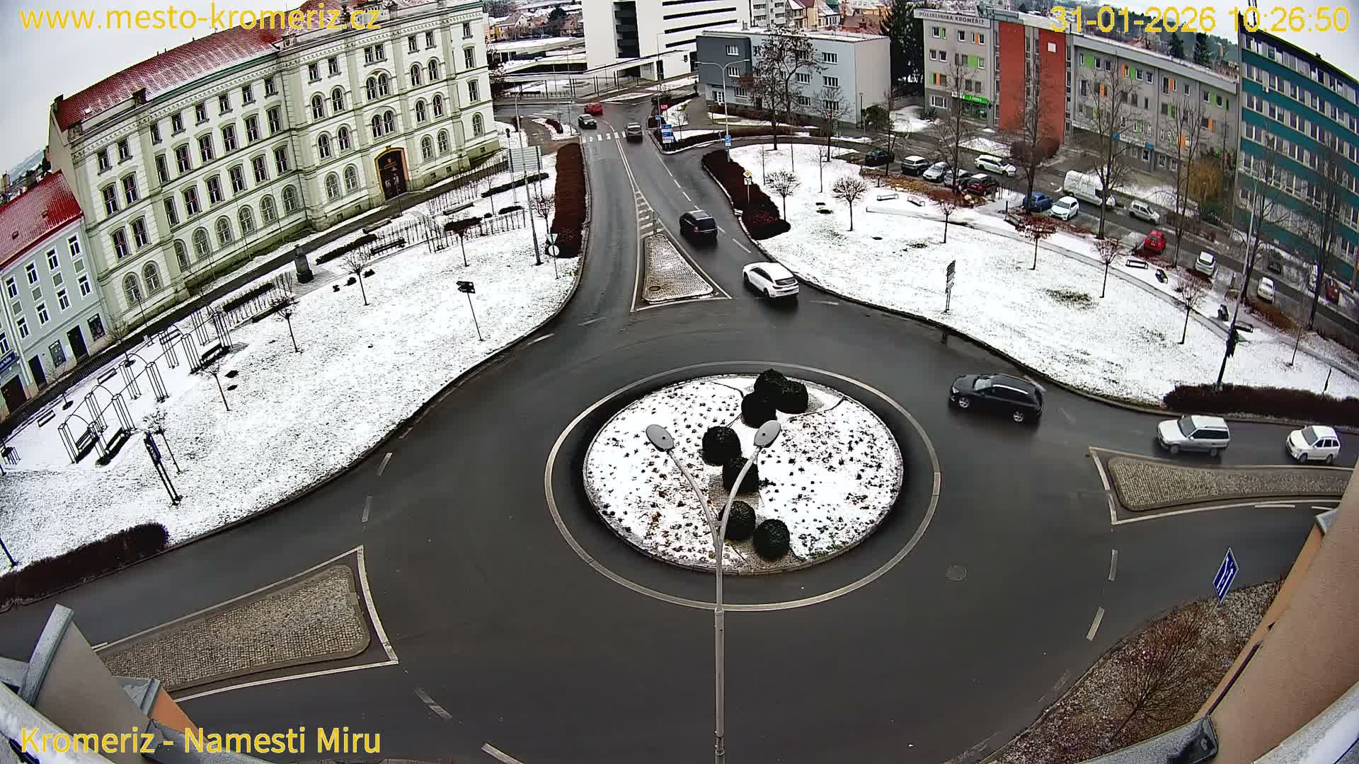 Kroměříž  , Náměstí Míru (Peace Square) Junction Live Cam - Kromeriz, Zlin, Czechia