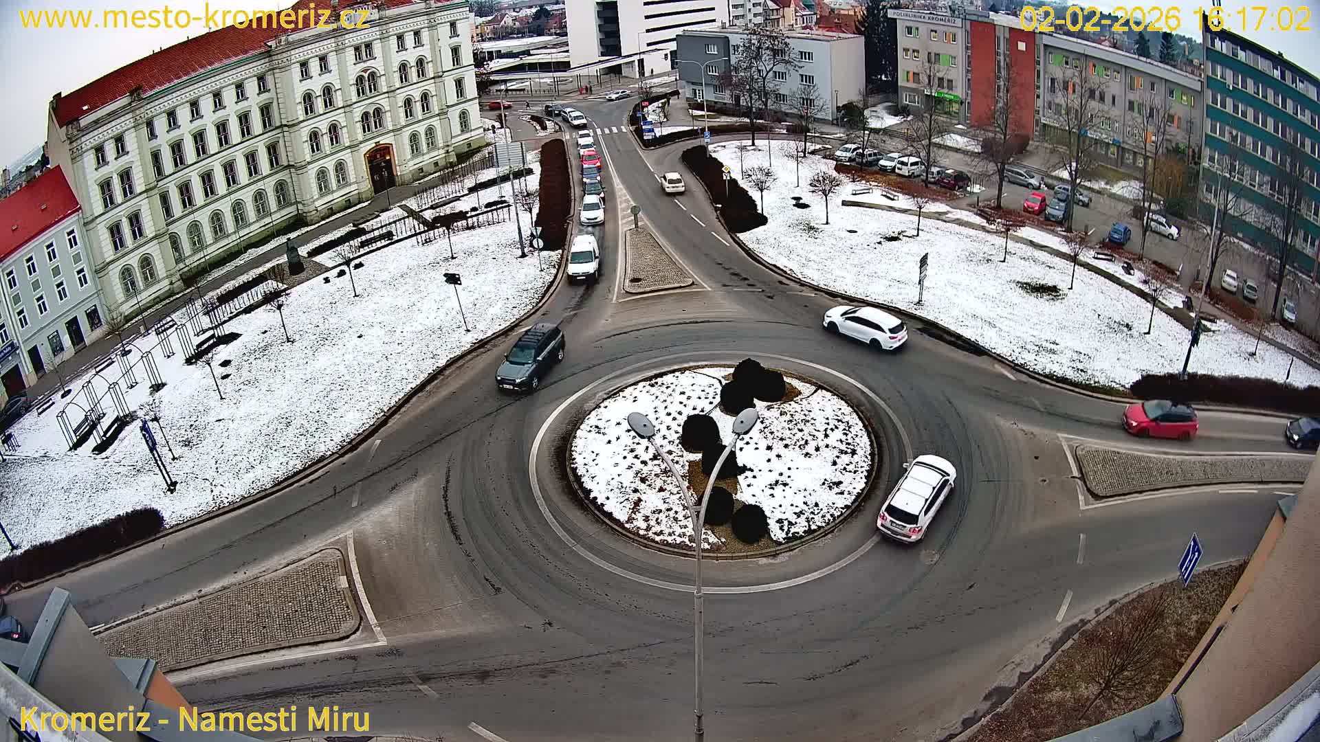 Kroměříž  , Náměstí Míru (Peace Square) Junction Live Cam - Kromeriz, Zlin, Czechia