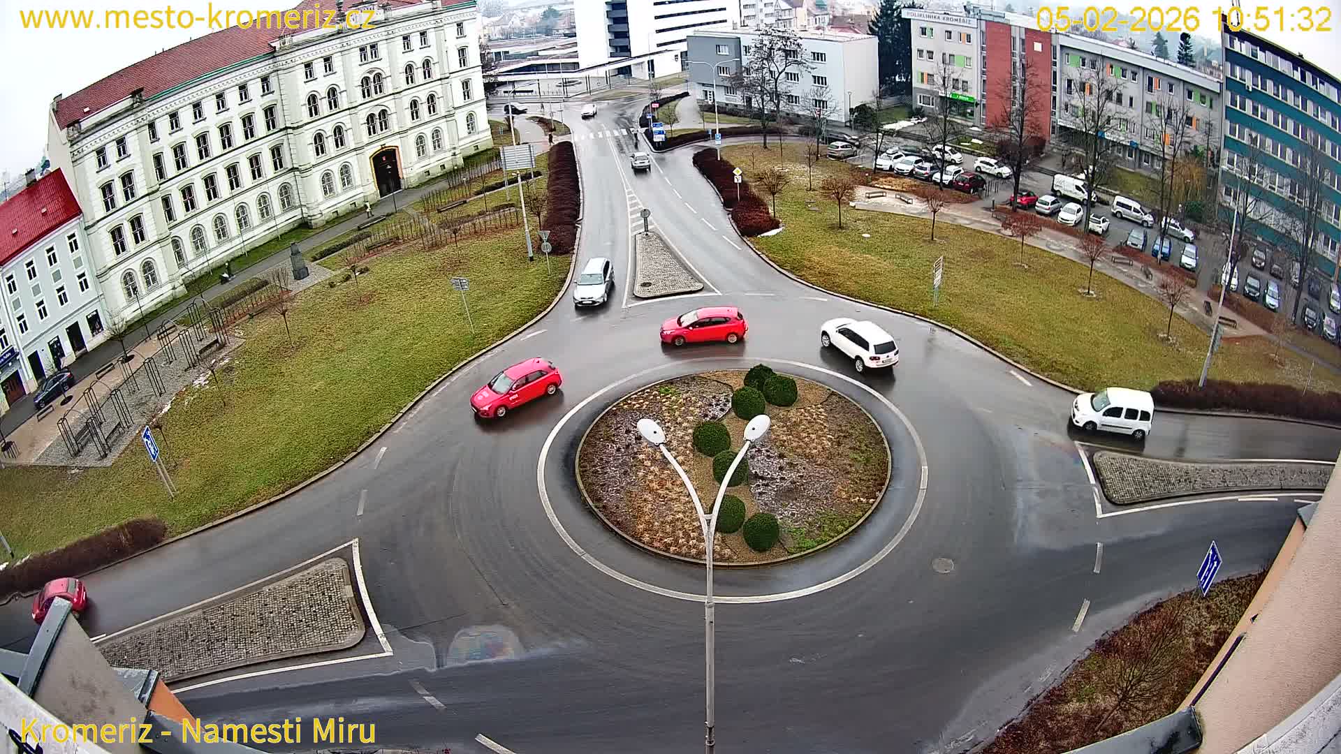 Kroměříž  , Náměstí Míru (Peace Square) Junction Live Cam - Kromeriz, Zlin, Czechia