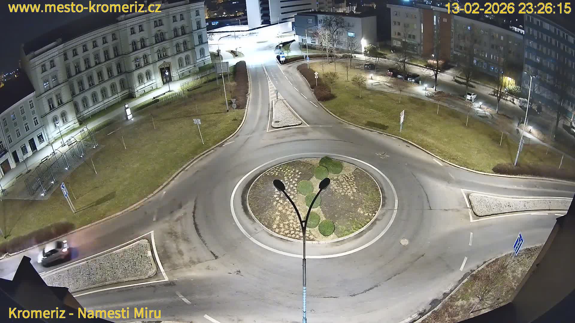 Kroměříž  , Náměstí Míru (Peace Square) Junction Live Cam - Kromeriz, Zlin, Czechia
