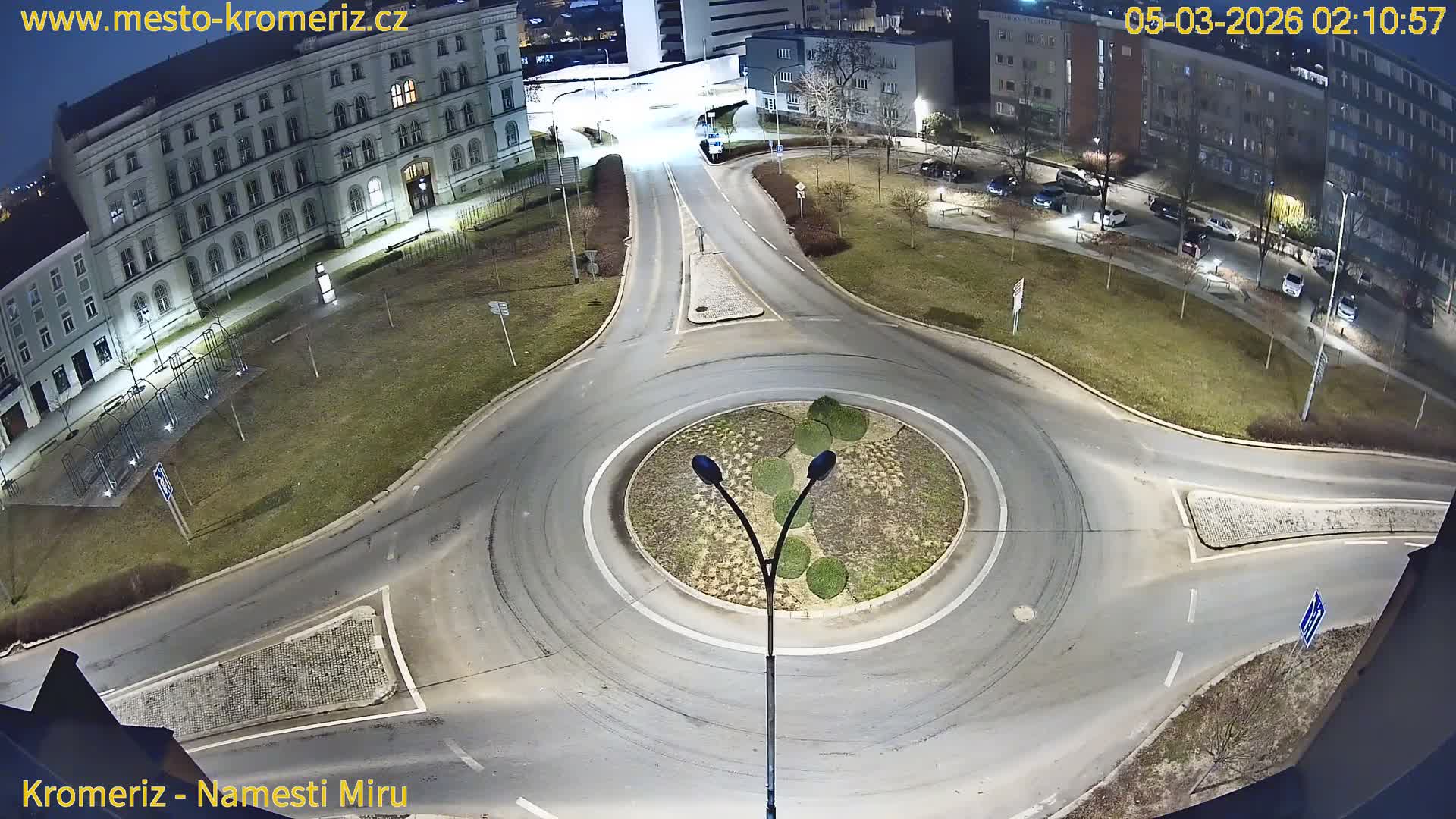 Kroměříž  , Náměstí Míru (Peace Square) Junction Live Cam - Kromeriz, Zlin, Czechia
