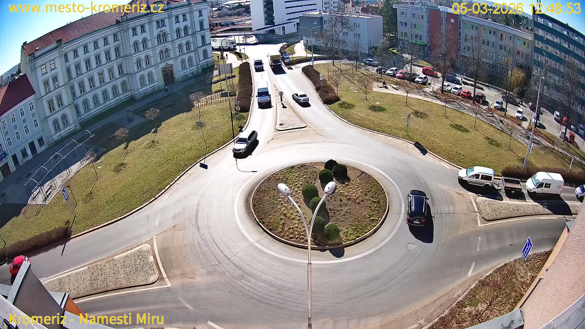 Kroměříž  , Náměstí Míru (Peace Square) Junction Live Cam - Kromeriz, Zlin, Czechia