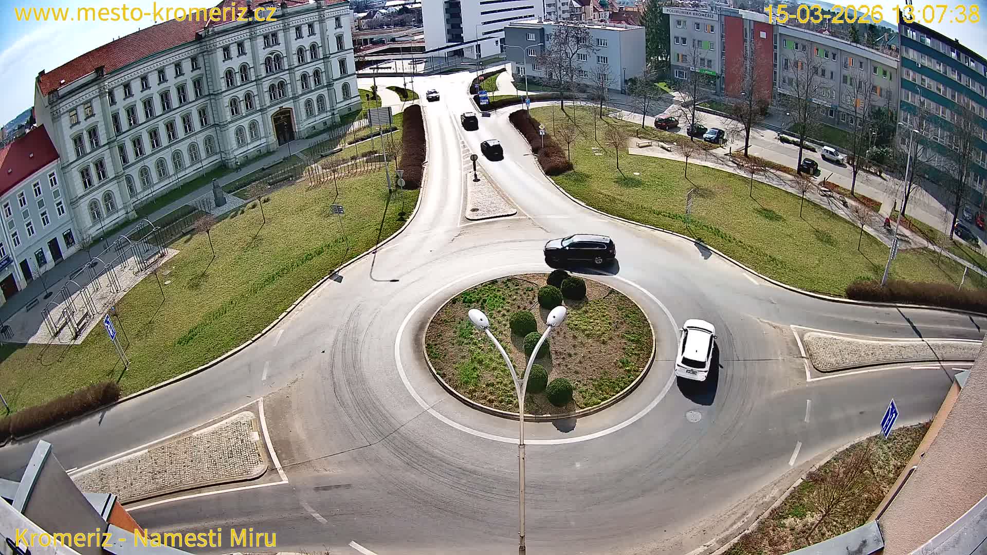 Kroměříž  , Náměstí Míru (Peace Square) Junction Live Cam - Kromeriz, Zlin, Czechia