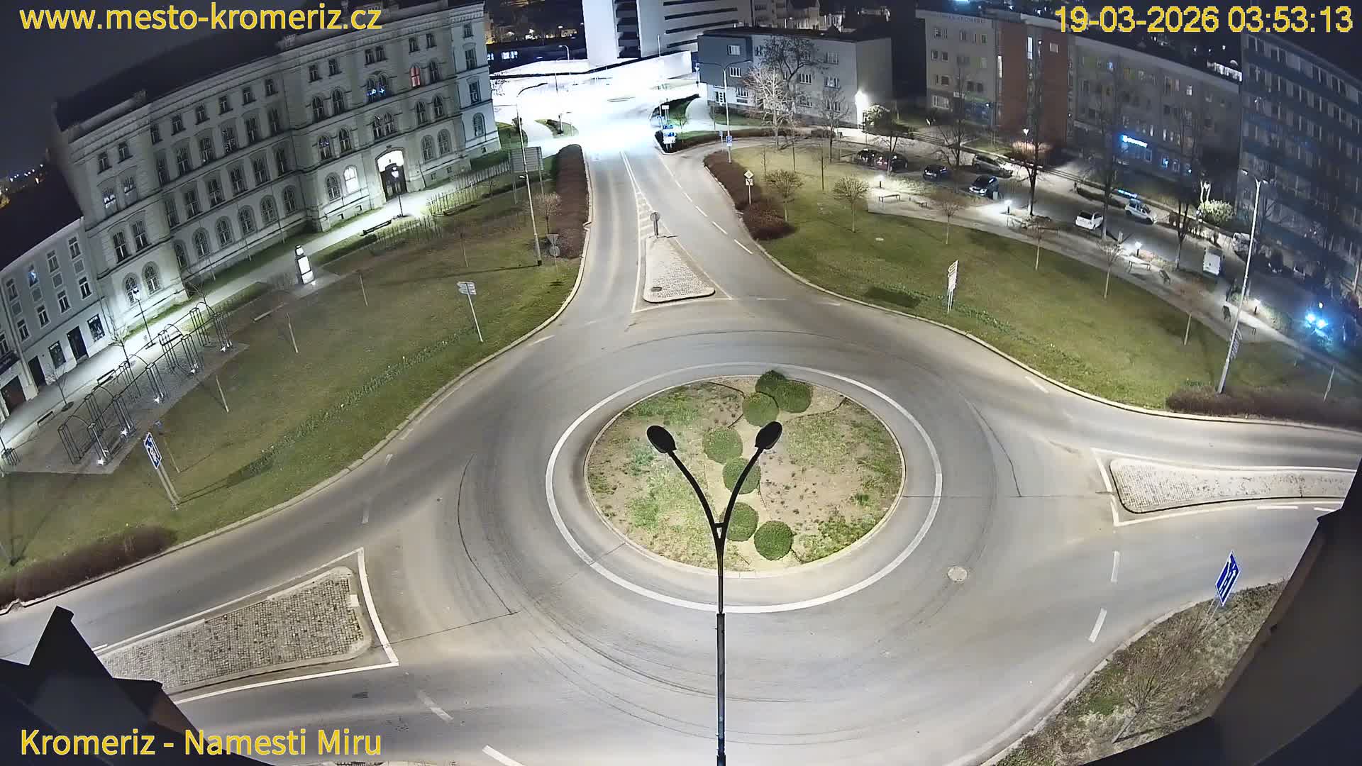 Kroměříž  , Náměstí Míru (Peace Square) Junction Live Cam - Kromeriz, Zlin, Czechia