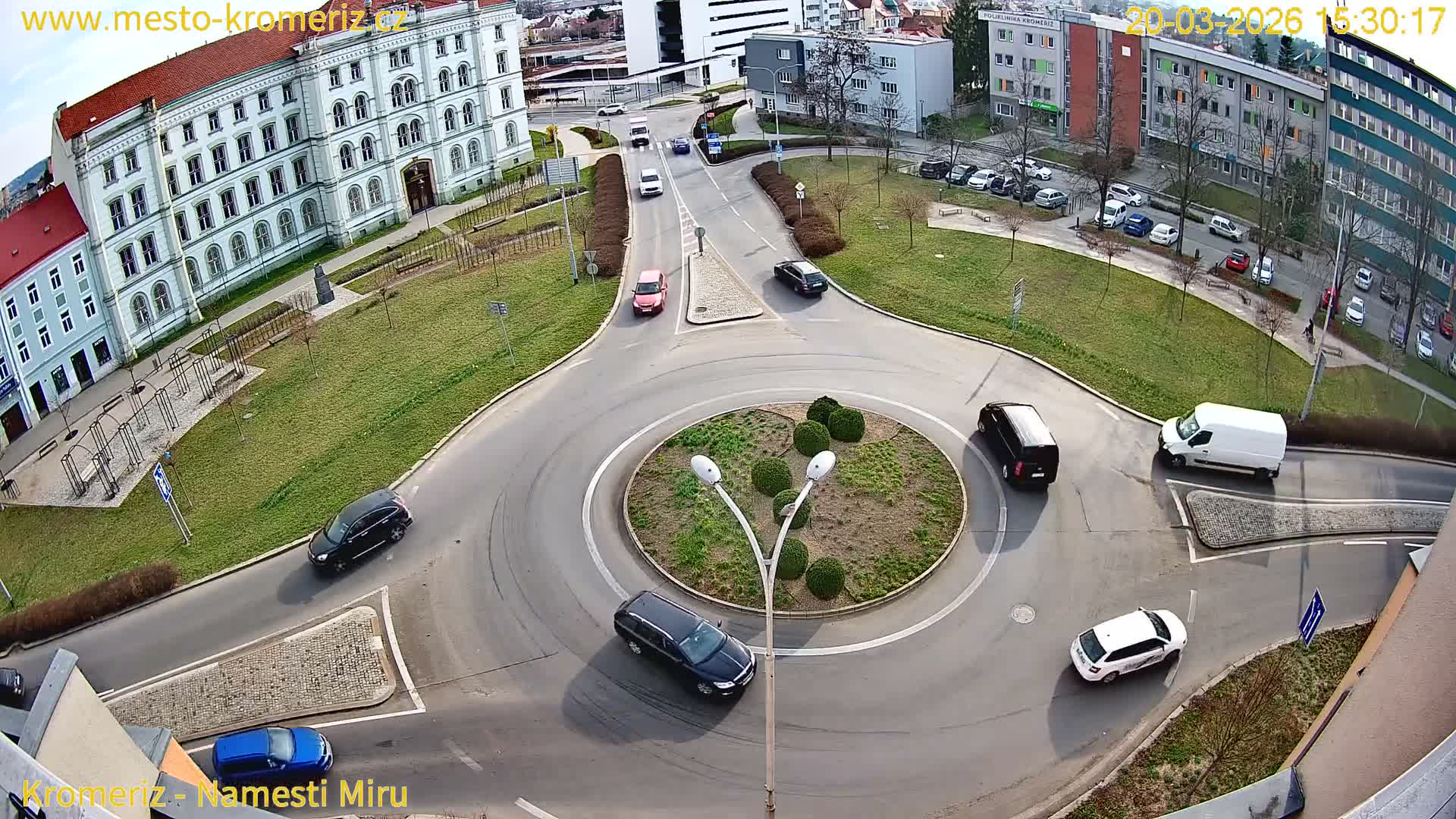 Kroměříž  , Náměstí Míru (Peace Square) Junction Live Cam - Kromeriz, Zlin, Czechia