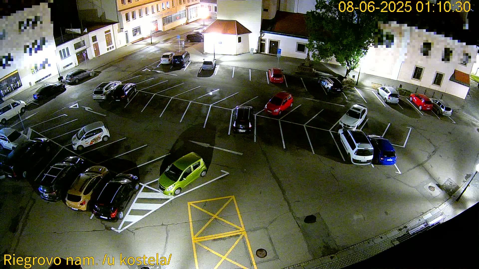 Kroměříž - Riegrovo Náměstí (Rieger Square) Live Cam - Kromeriz, Zlin, Czechia