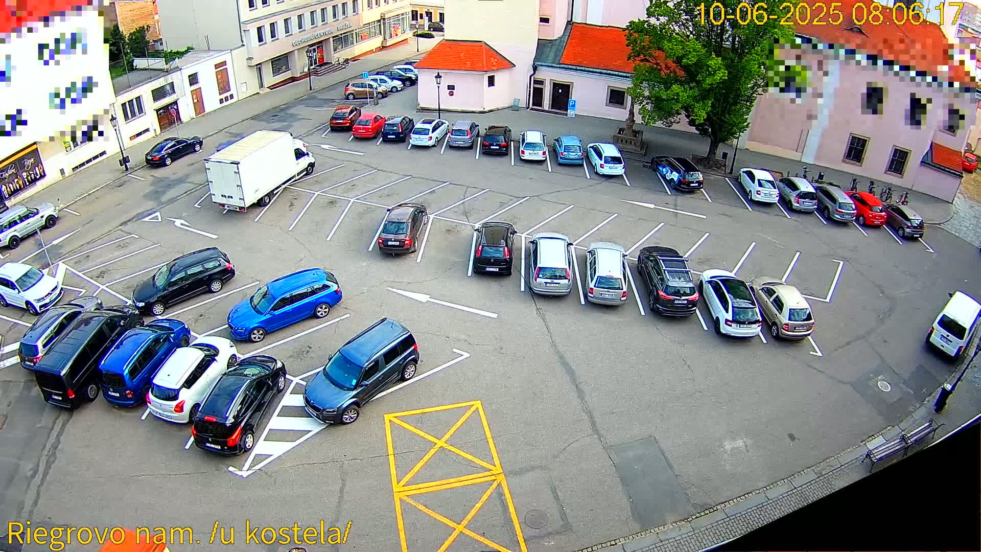 Kroměříž - Riegrovo Náměstí (Rieger Square) Live Cam - Kromeriz, Zlin, Czechia